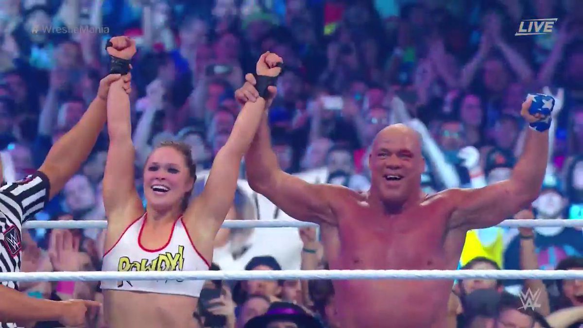 WWE WrestleMania 34 - Ronda Rousey y Kurt Angle vs. Stephanie McMahon y Triple H WWE WrestleMania 34 - Ronda Rousey y Kurt Angle vs. Stephanie McMahon y Triple H