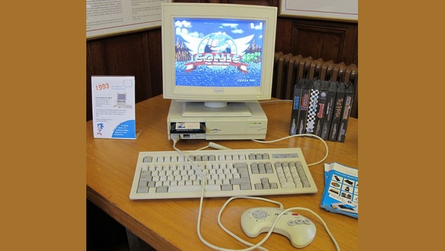 Los 10 errores y meteduras de pata más sonados de la historia de las consolas Amstrad Mega PC