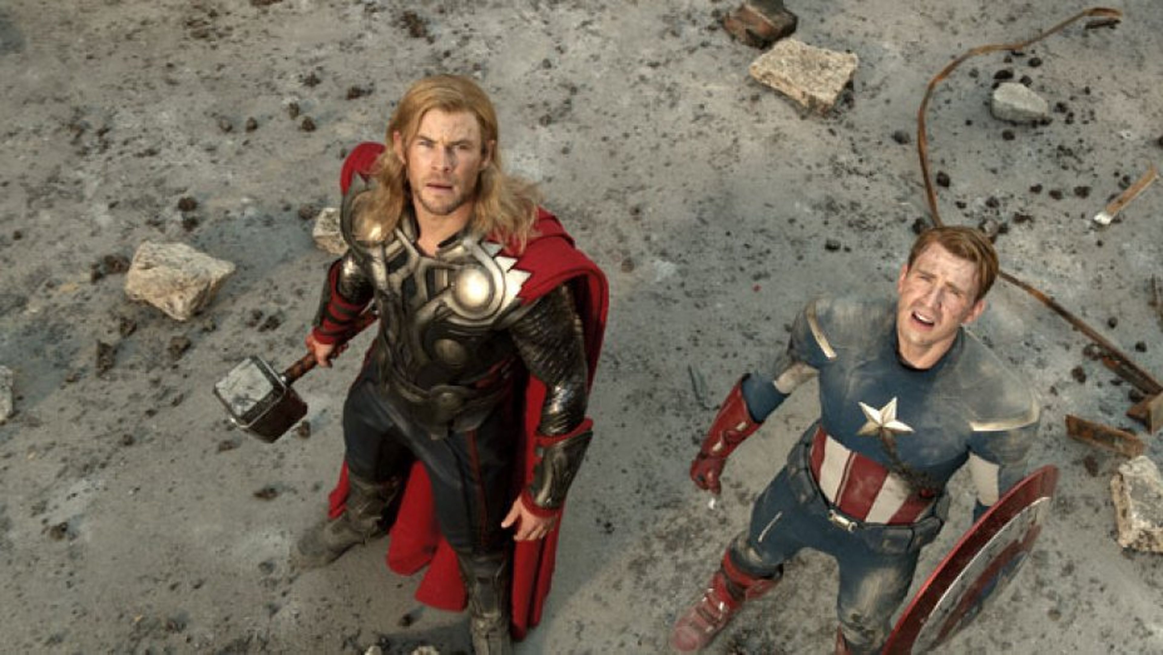 Capitán América y Thor en Vengadores