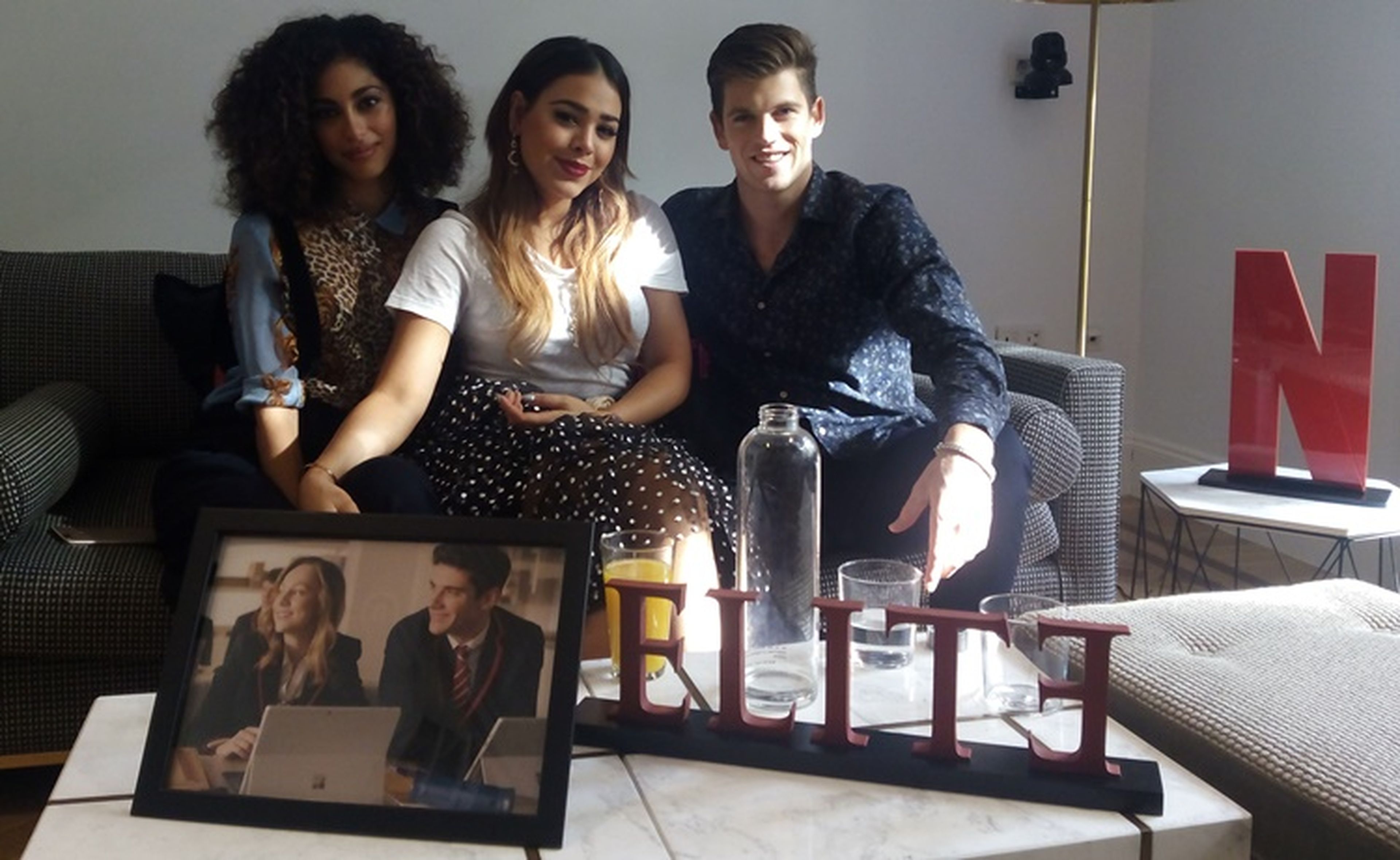 Entrevista Élite - Mina El Hammani, Danna Paola y Miguel Bernardeau