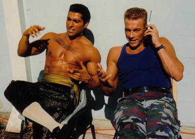 Jay Tavare y Jean Claude Van Damme Jay Tavare y Jean Claude Van Damme
