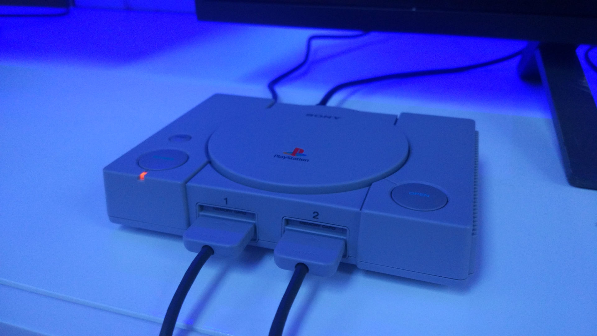 PlaySTation Classic mini - Galería de imágenes y comparativa con PS1 PlayStation Classic mini PS1