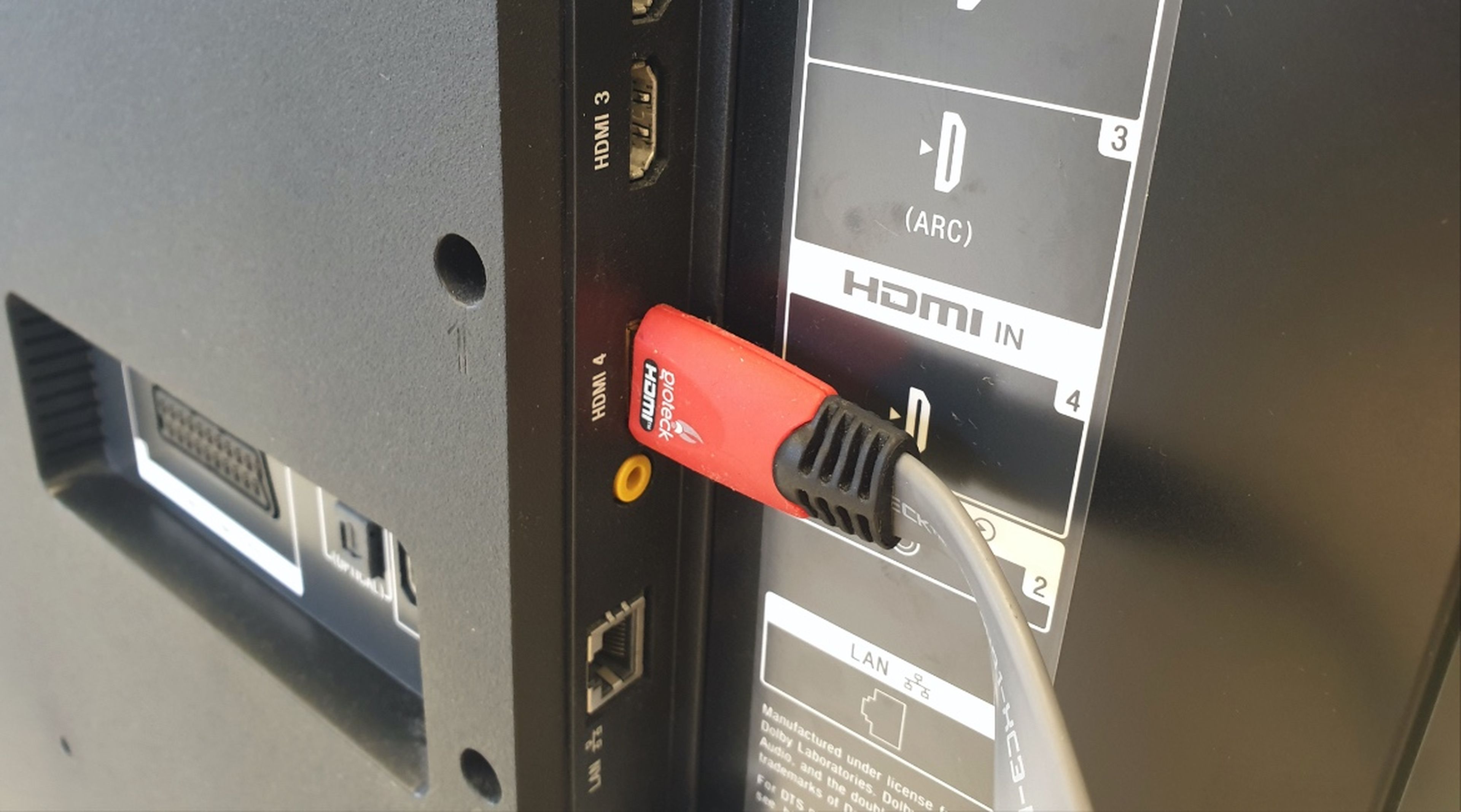 Admirable A pie Contrato Qué es el puerto HDMI ARC de tu televisor y para qué sirve | Hobby Consolas