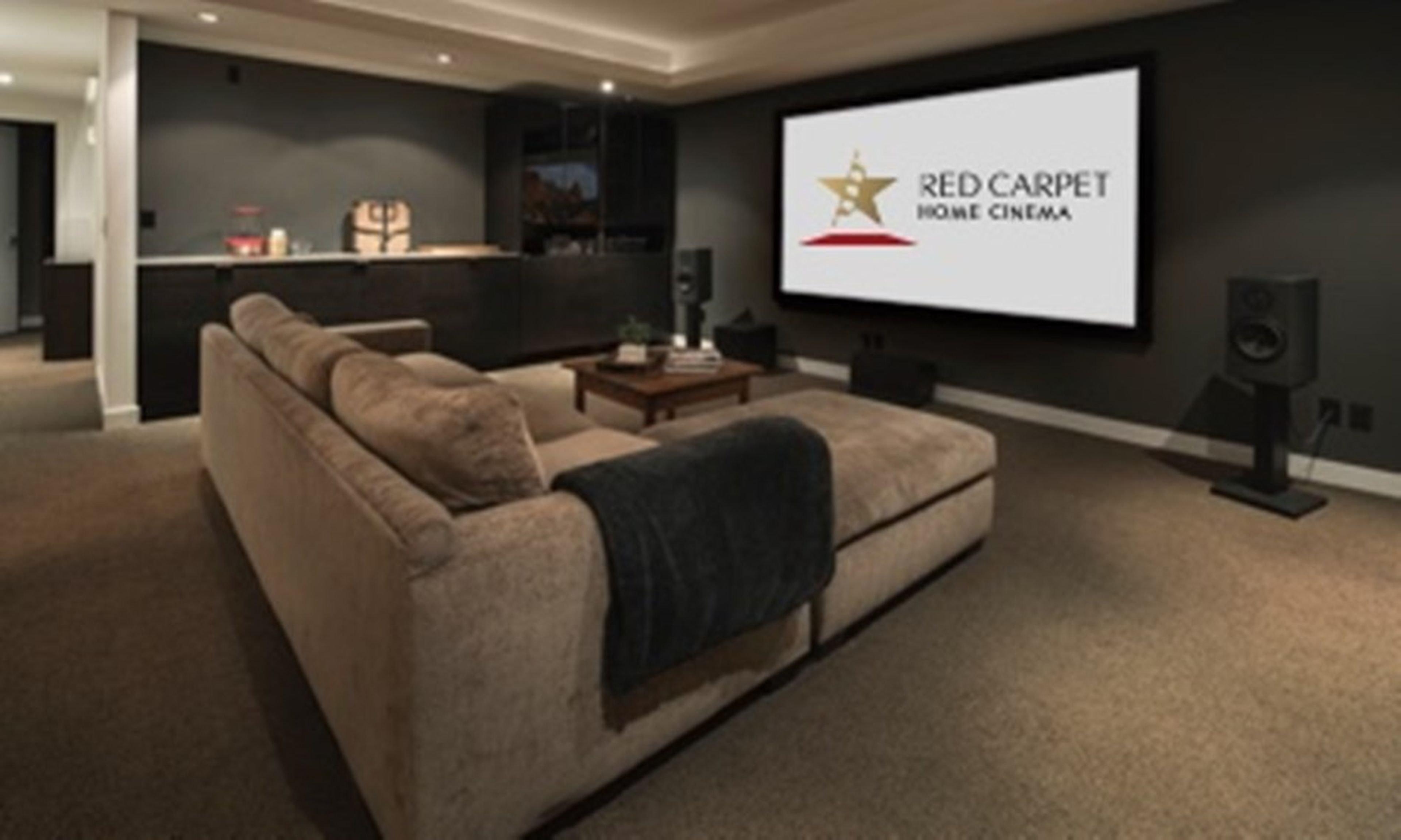 Red Carpet Home Cinema, el cine por streaming que cuesta 3000 dólares por película