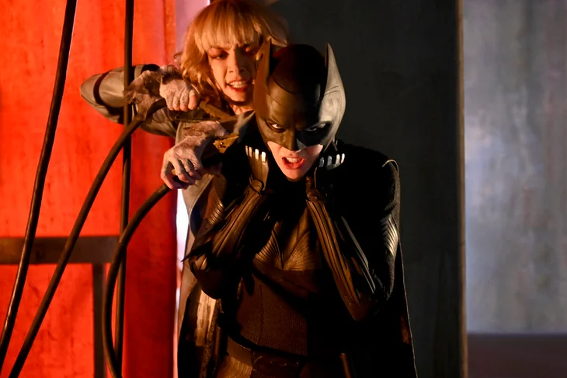 Batwoman - Nuevas imágenes de la serie de DC