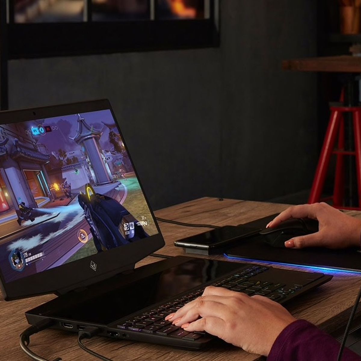 HP lanza laptop OMEN X 2S de doble pantalla para videojuegos