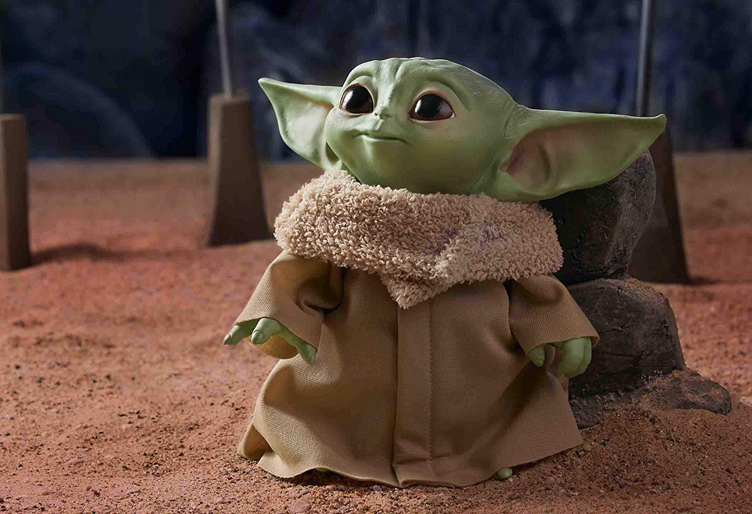 La Figura De Baby Yoda De 16 Cm De Tamano Por Menos De En Amazon Hobbyconsolas Entretenimiento