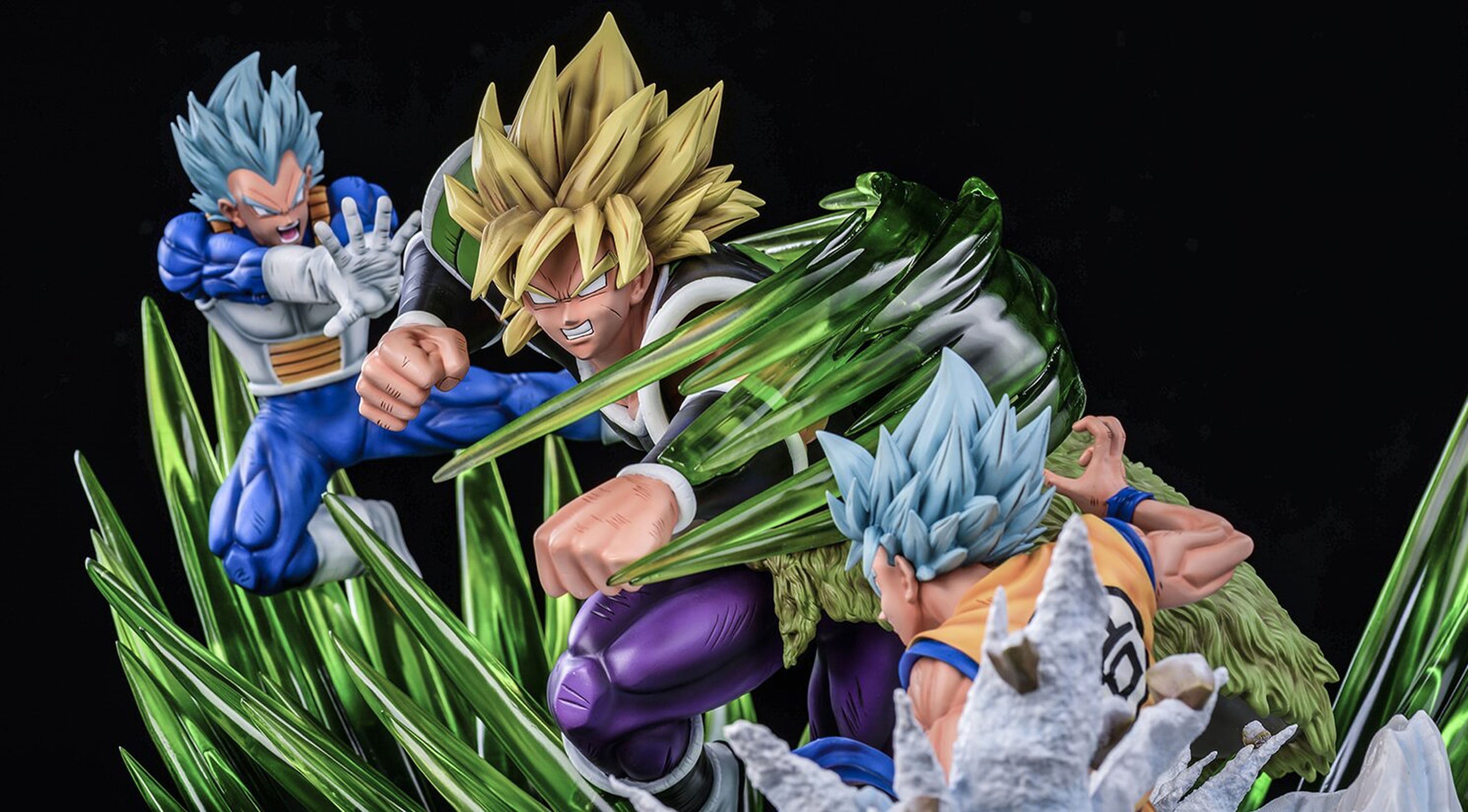 La nueva resina de Goku, Vegeta y Broly es espectacular