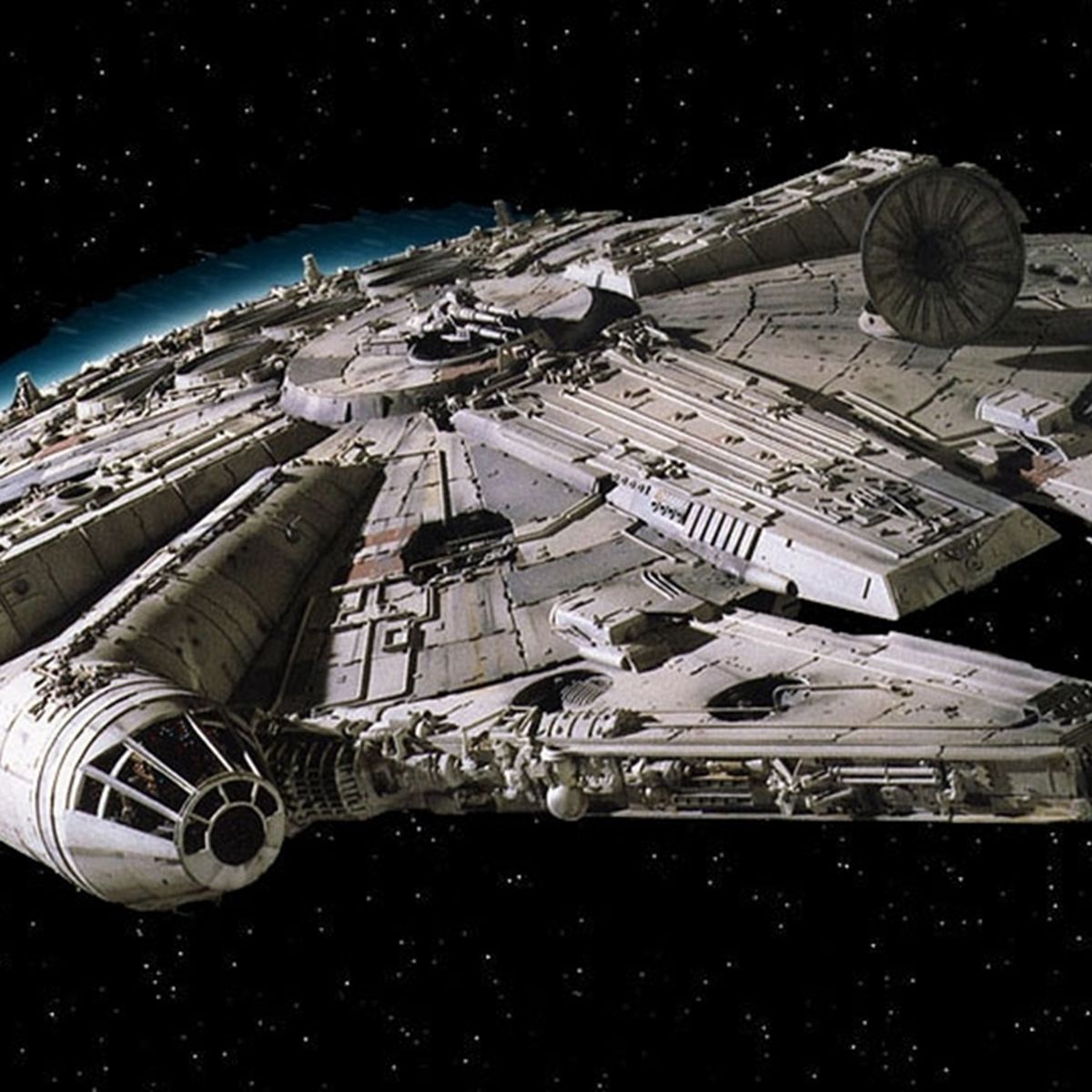 Fans de Star Wars comienzan la construcción del Halcón Milenario a