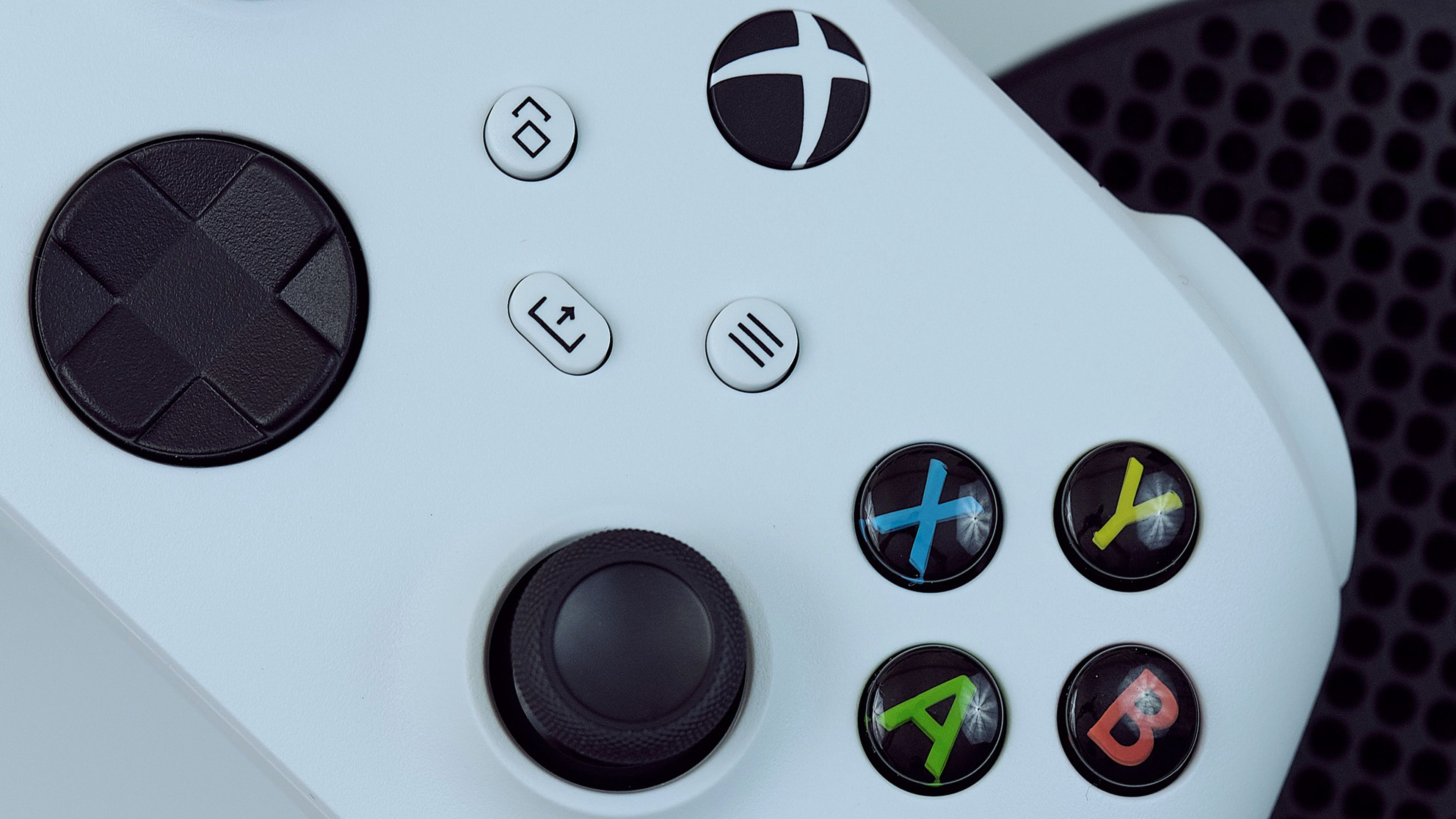 El control de Xbox Series XS tiene una nueva y útil función