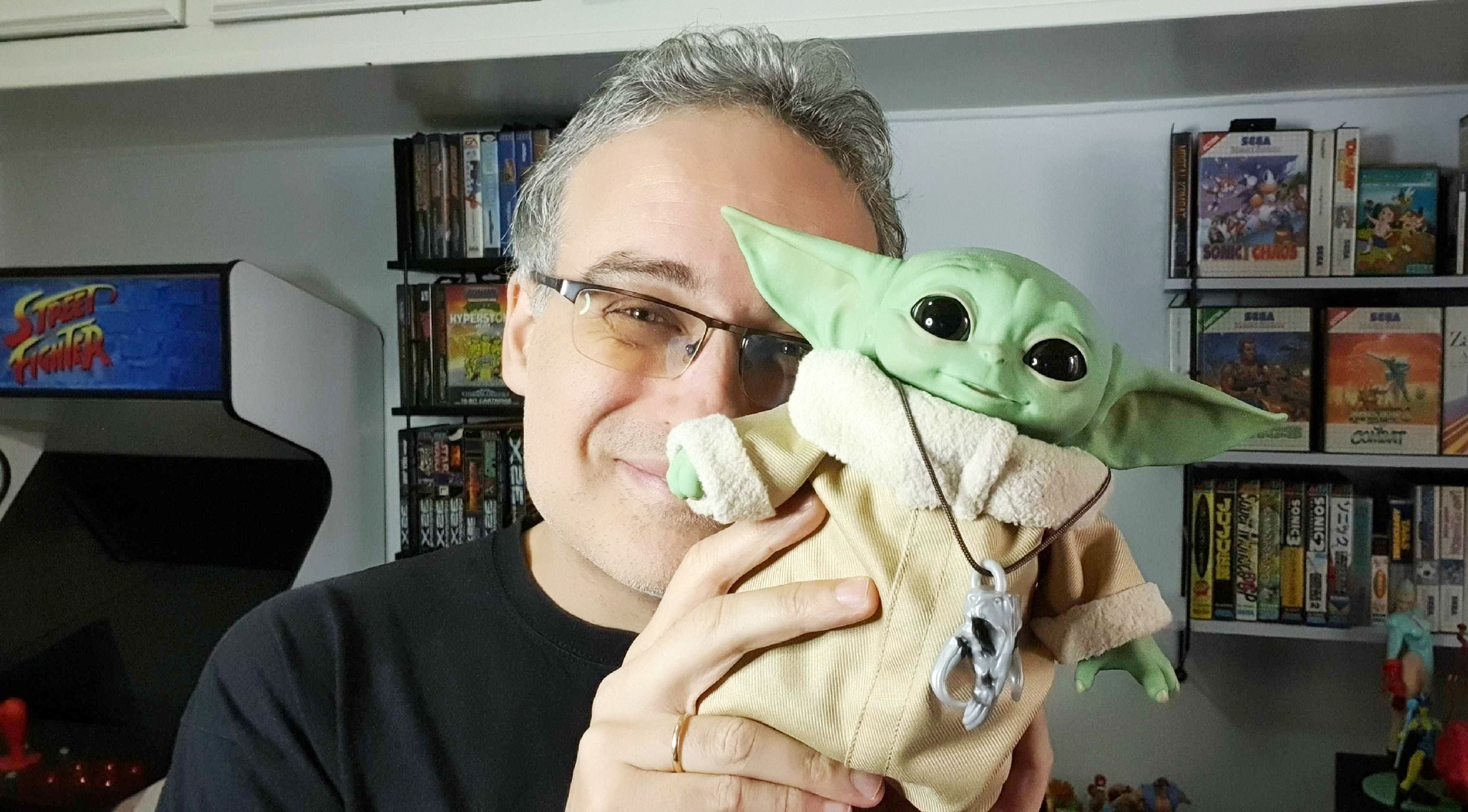 Unboxing del Baby Yoda animatrónico
