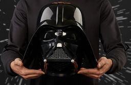 Casco electrónico Star Wars de Darth Vader