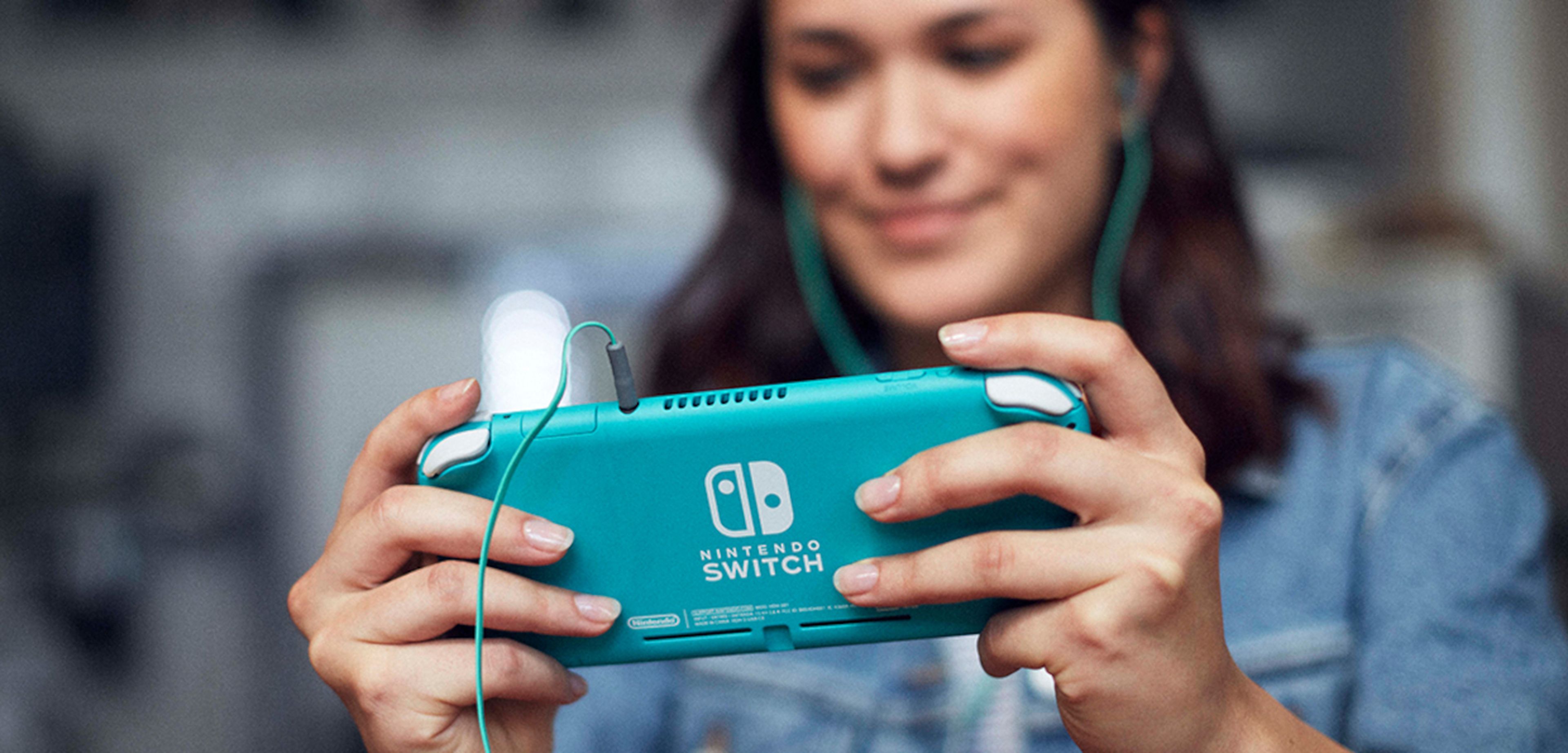 Nintendo Switch Lite en color turquesa