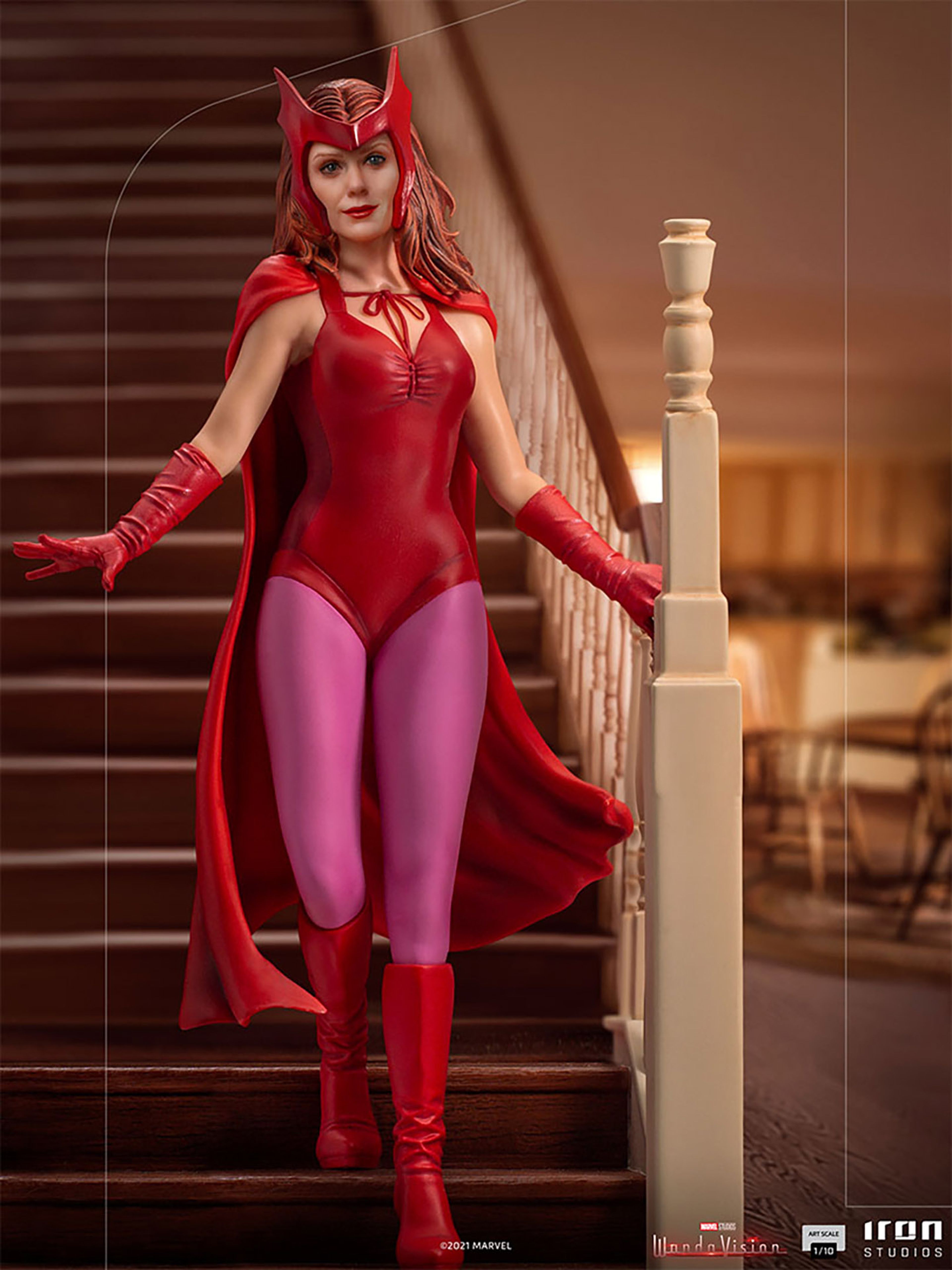 Figura de Wanda con su traje clasico de Iron Studios