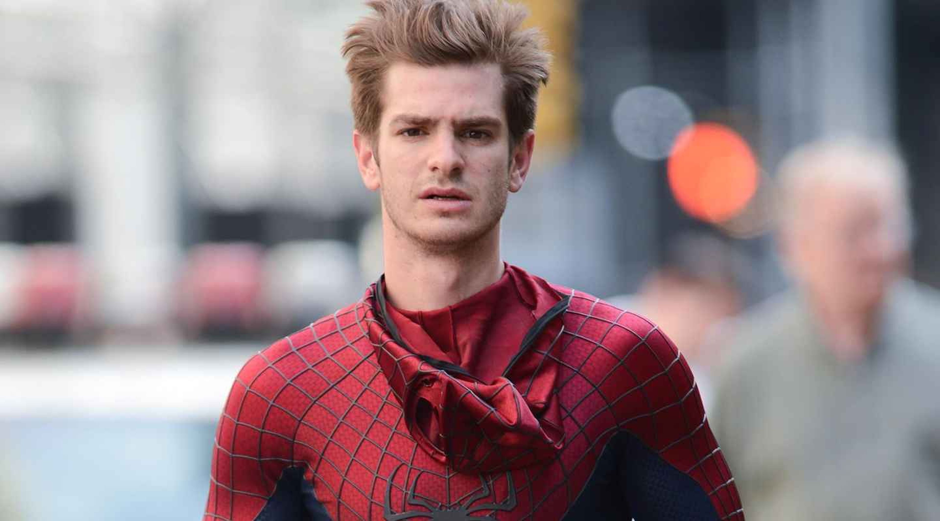 Andrew Garfield como Spider-Man