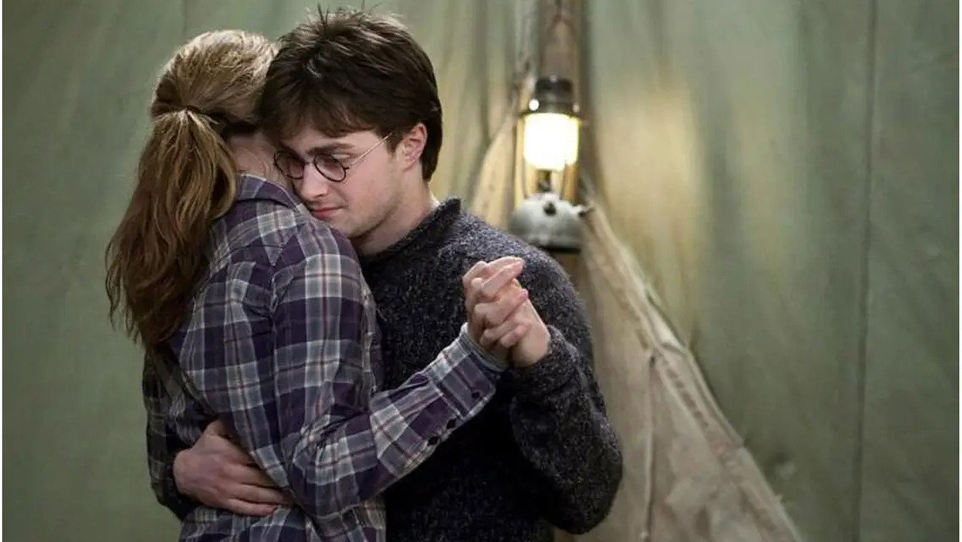 Harry Potter baila con Hermione