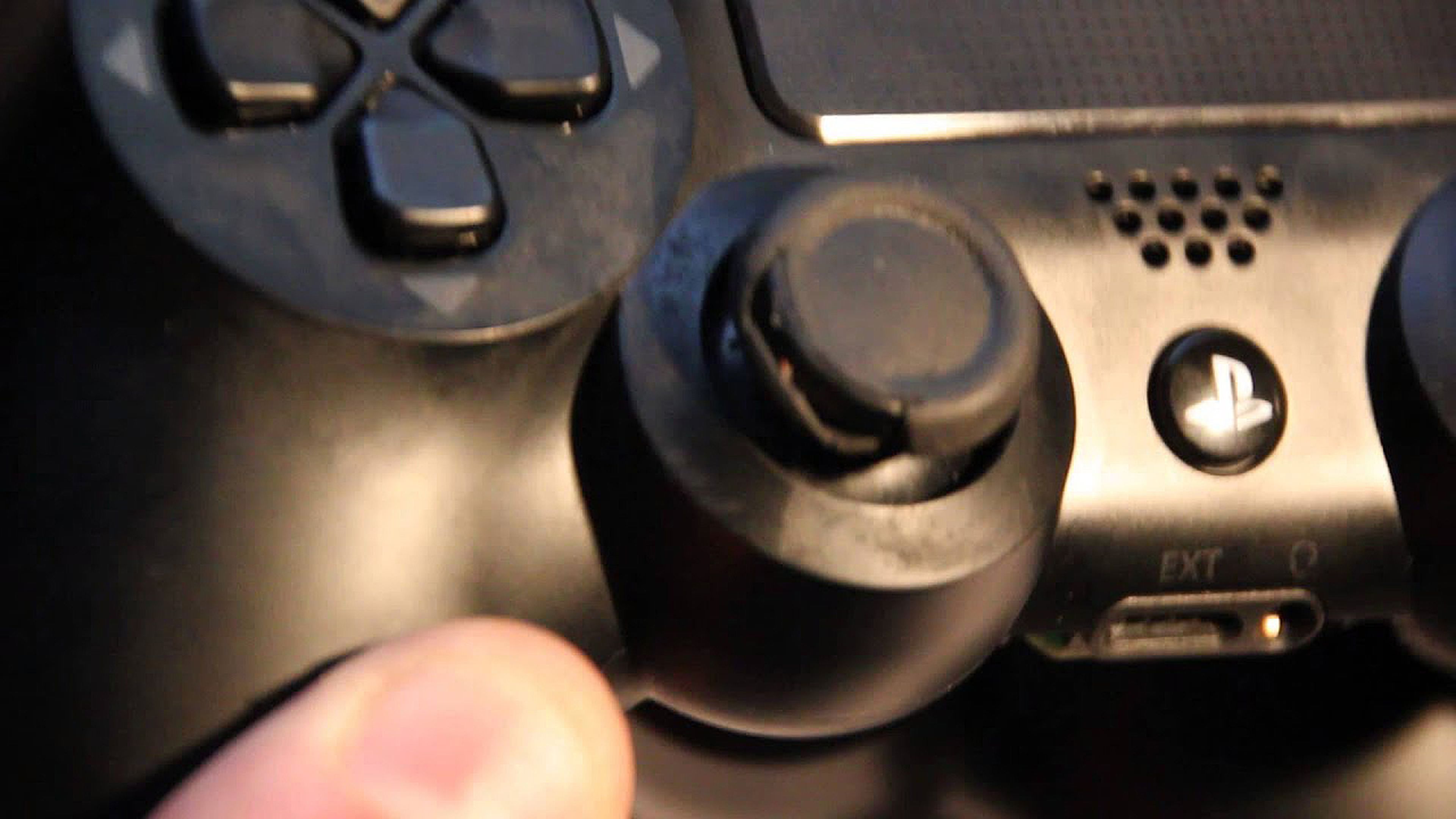 Cómo arreglar uno de los problemas más comunes de los dualshock de PS4