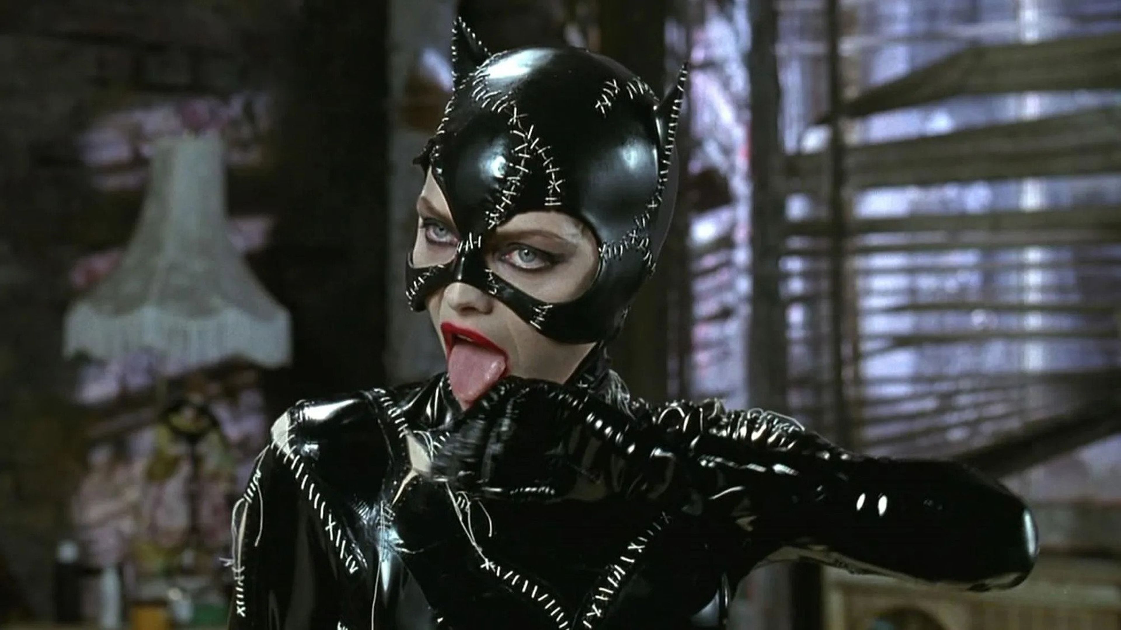 Michelle Pfeiffer como Catwoman en Batman Vuelve