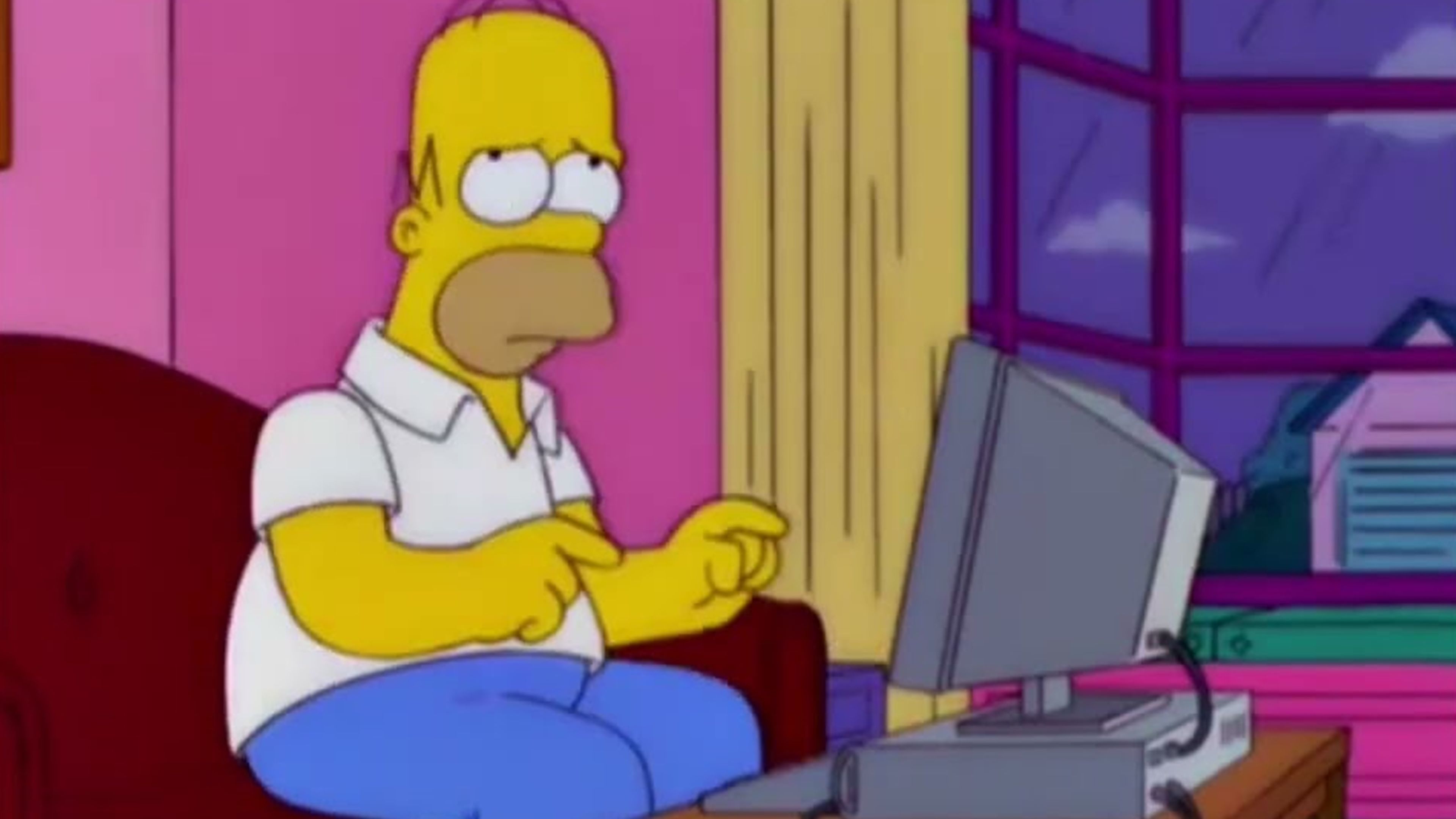 Los Simpson - Homer usando un ordenador