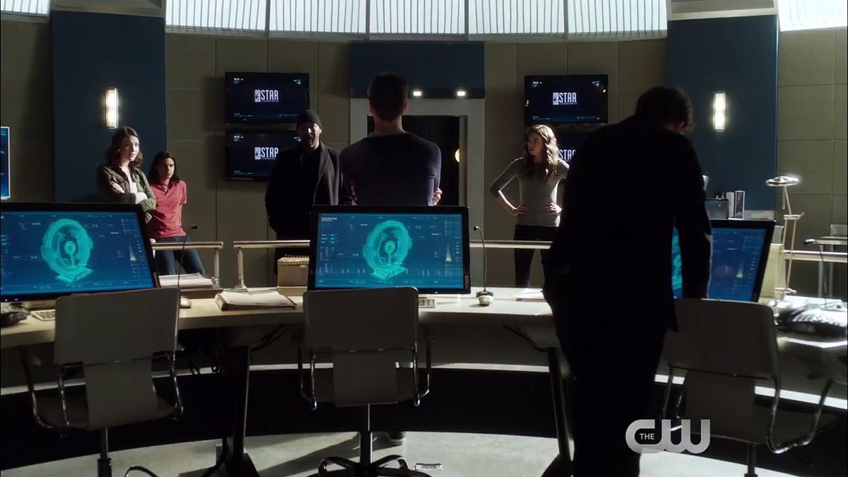 The Flash temporada 2 Tráiler extendido del último capítulo Hobby Consolas