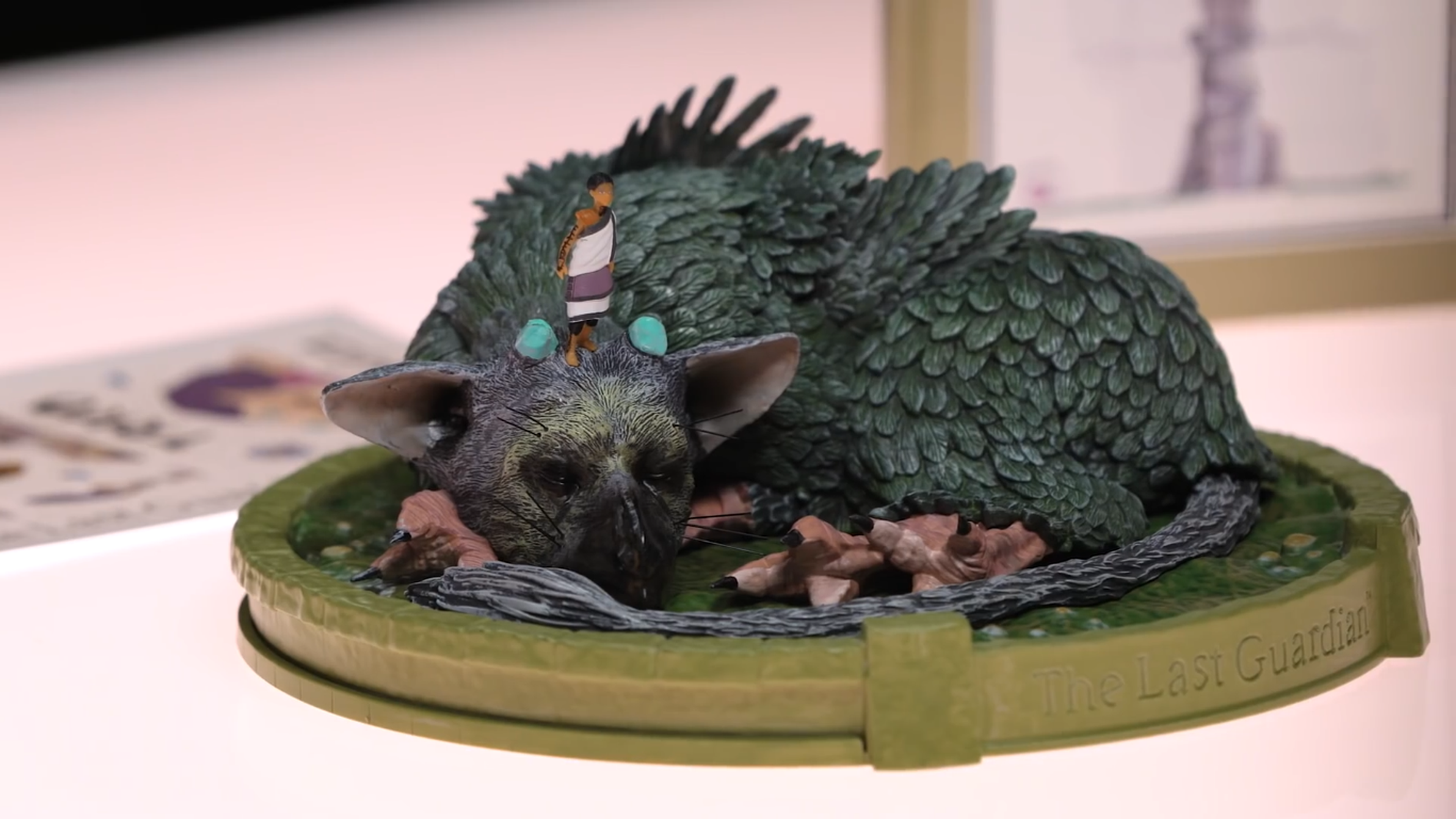 The Last Guardian – Unboxing the Collector's Edition Video _ PS4