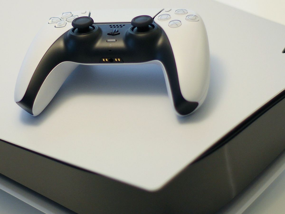Sony lanzaría nuevo PS5 con unidad de disco extraíble