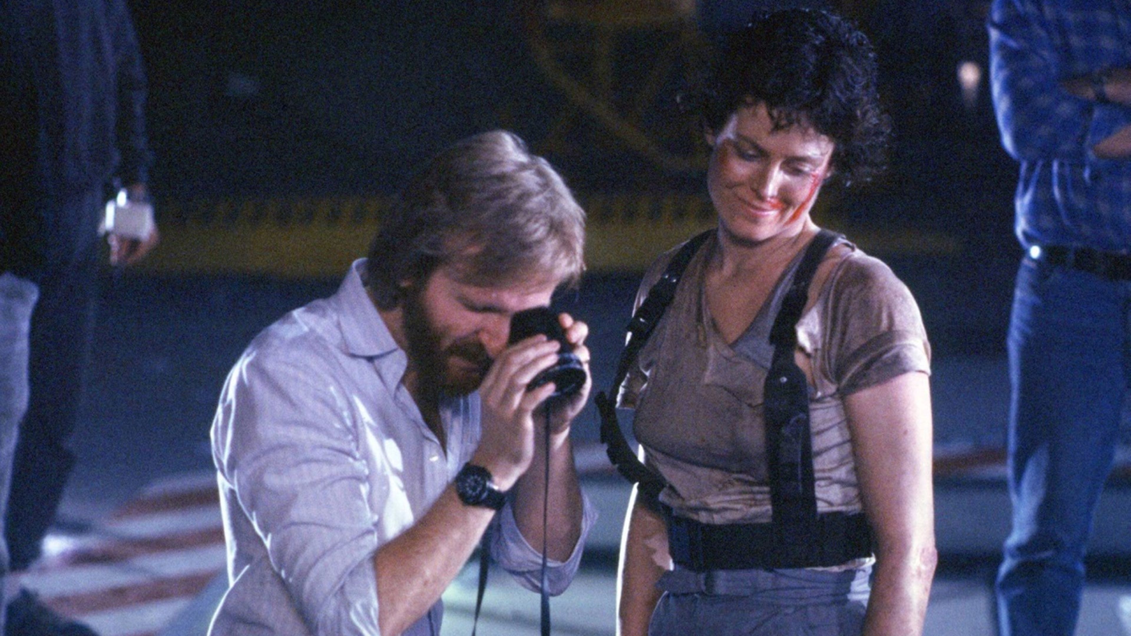 James Cameron y Sigourney Weaver en el rodaje de Aliens El regreso