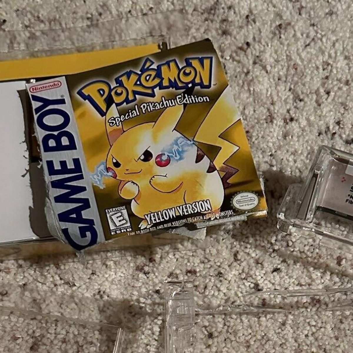 Cópia de Pokémon Yellow avaliada em R$ 52 mil é destruída em alfândega nos  Estados Unidos 