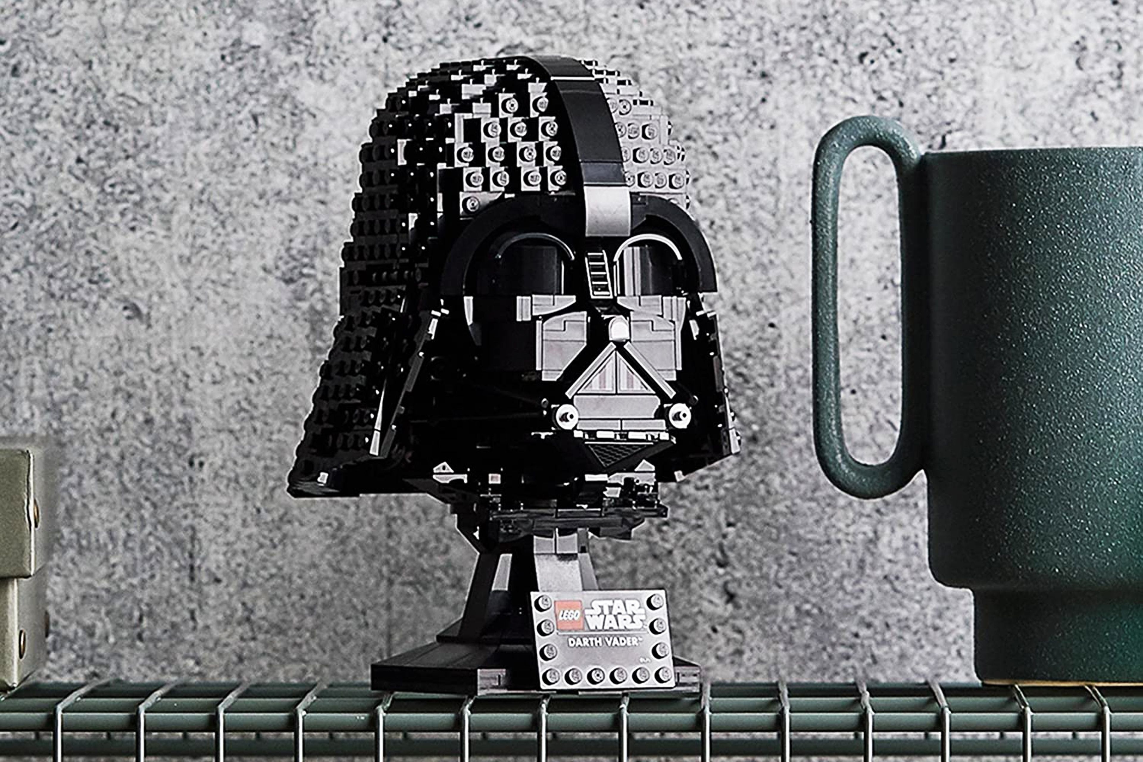 LEGO Casco de Darth Vader.jpg