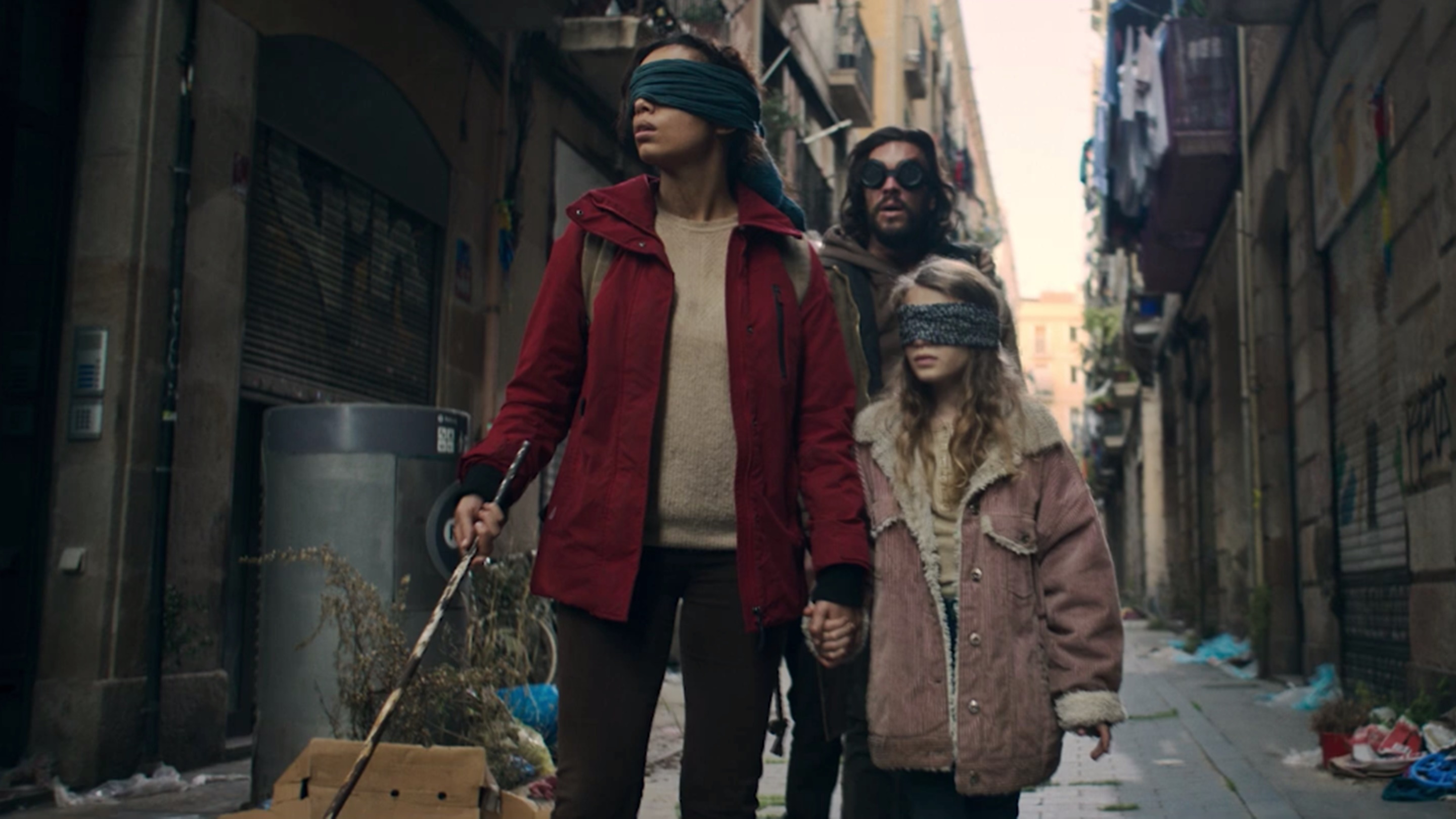 Tráiler oficial de Bird Box: Barcelona, el spin-off de Netflix con Mario  Casas | Hobby Consolas