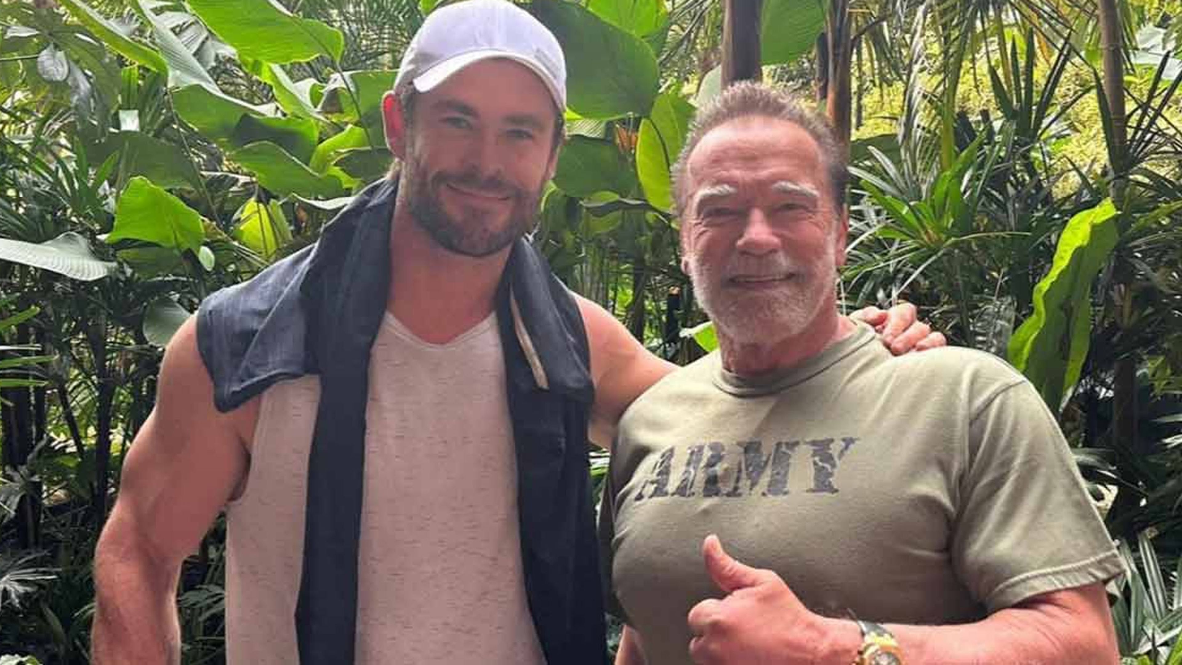 Chris Hemsworth y Arnold Schwarzenegger