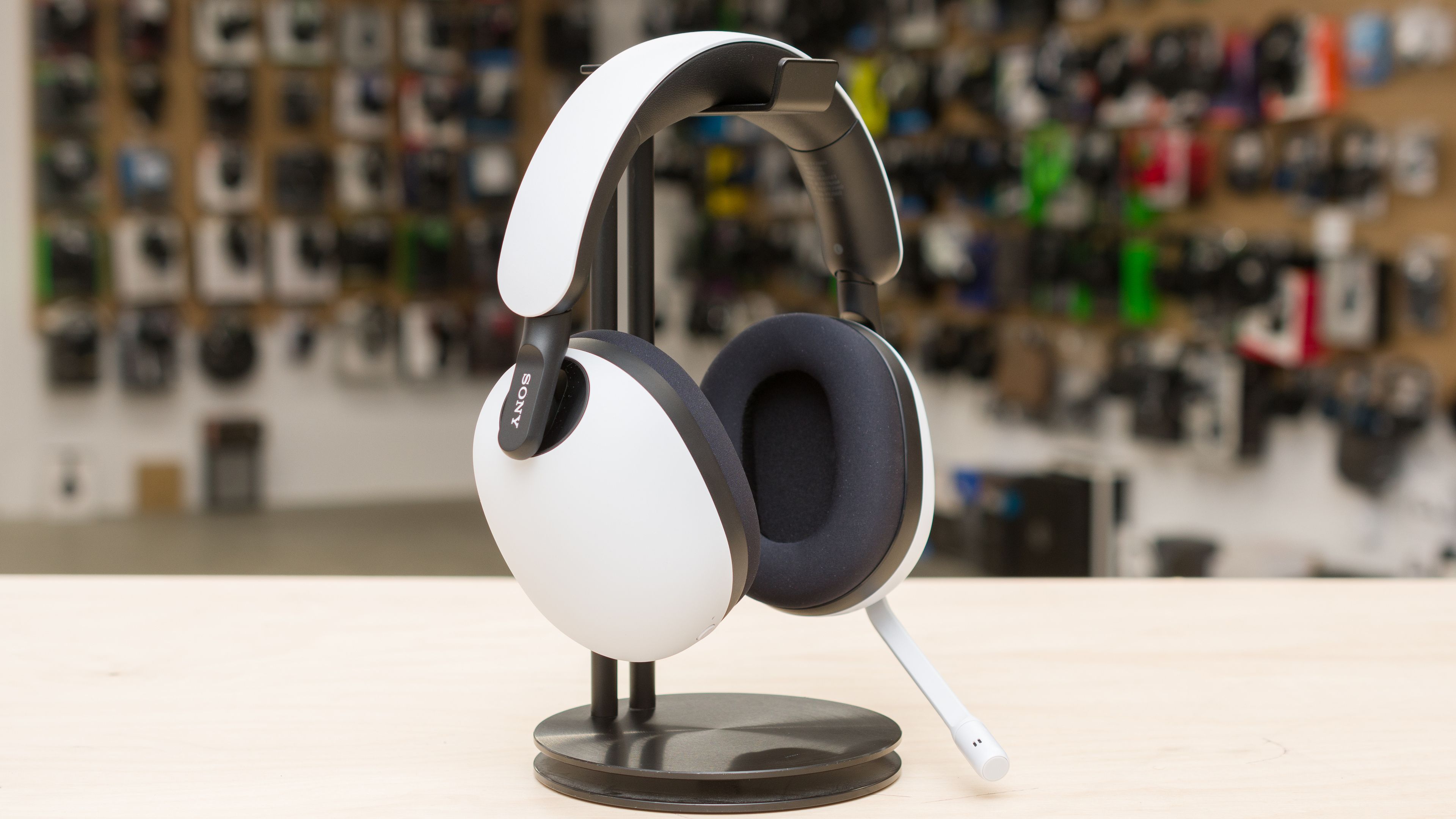 Los nuevos auriculares de Razer tienen audio espacial en 3D de alta  precisión