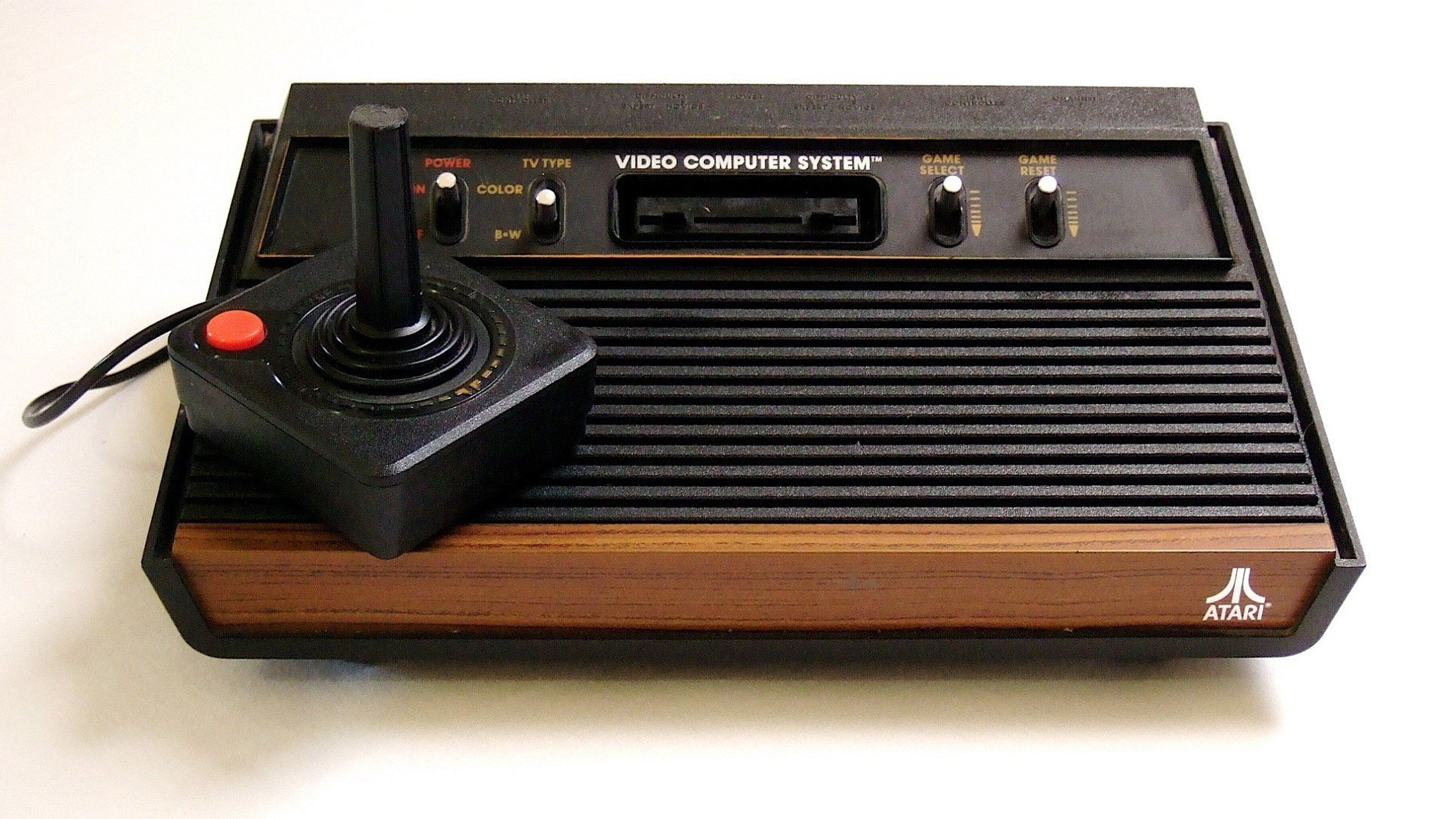 Первая консольная игра. Приставка Атари 2600. Игровая консоль Atari 2600. Консоль Атари. Атари 2600 Классик мини.