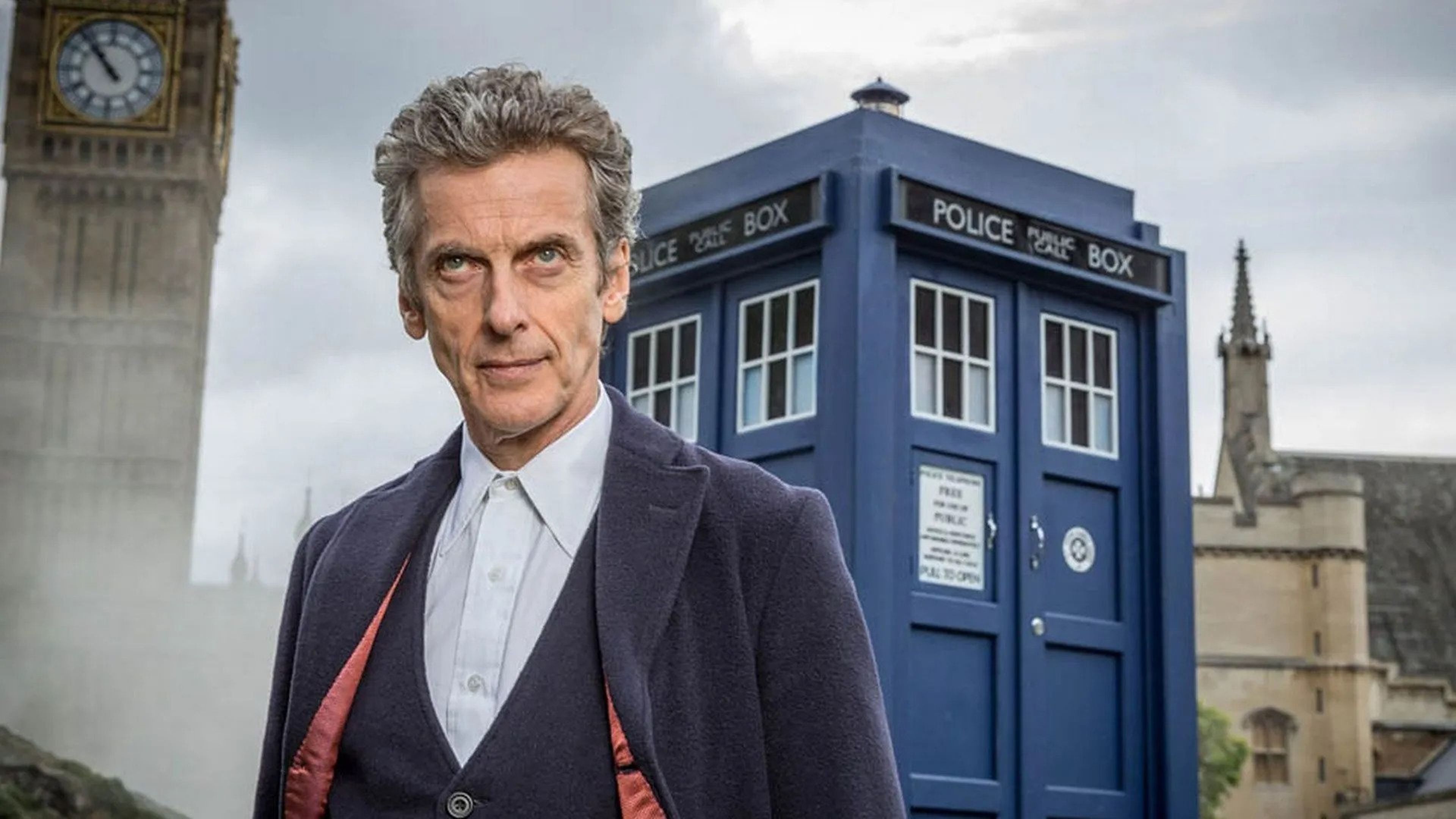 Peter Capaldi como el Duodécimo Doctor en Doctor Who
