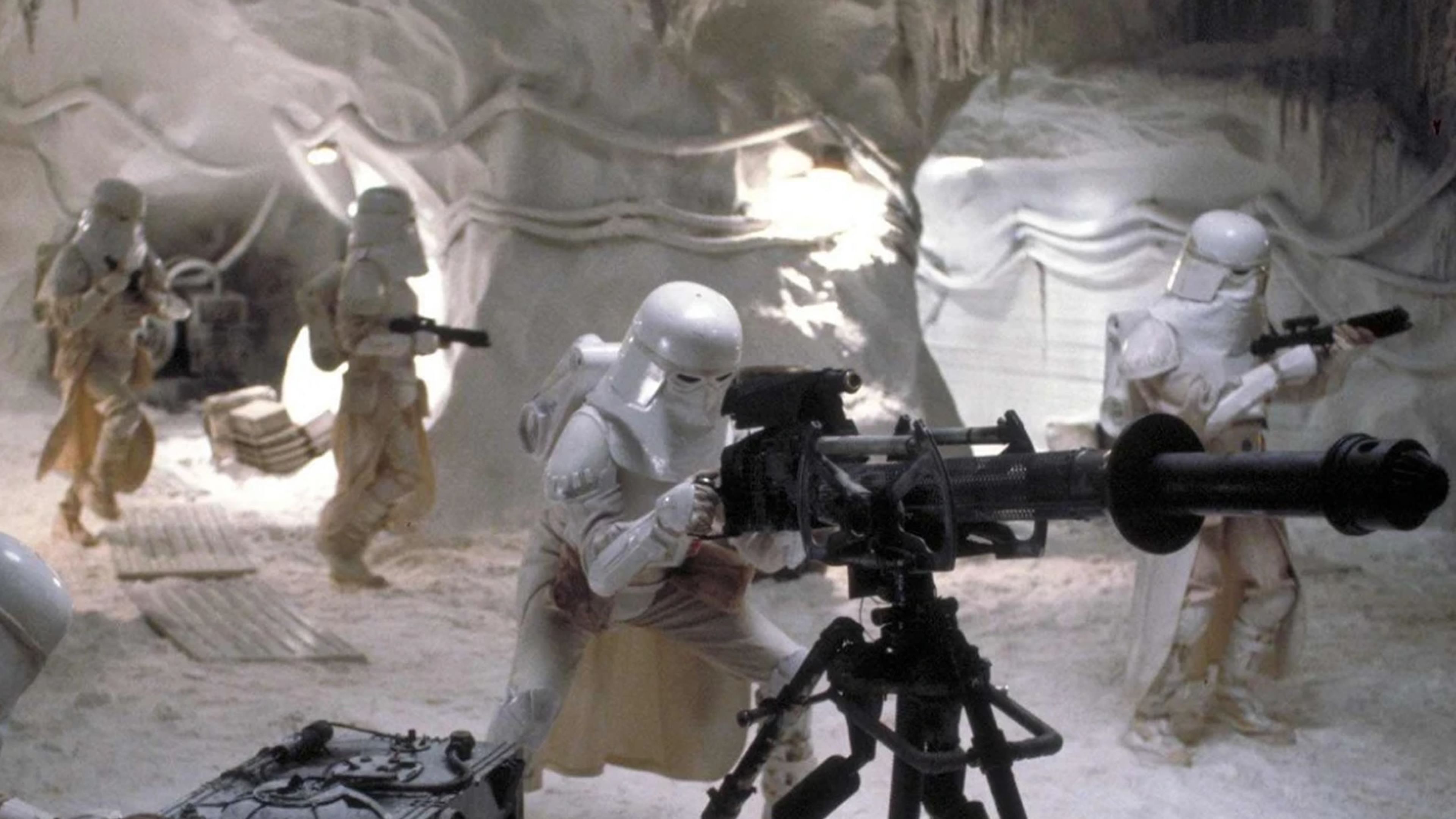 Star Wars: Episodio V - El Imperio contraataca (1980) - Soldados de las nieves