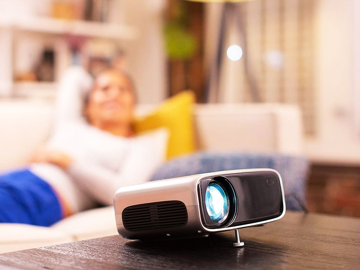 Por un 50% menos, hoy puede ser tuyo este proyector Philips Full HD