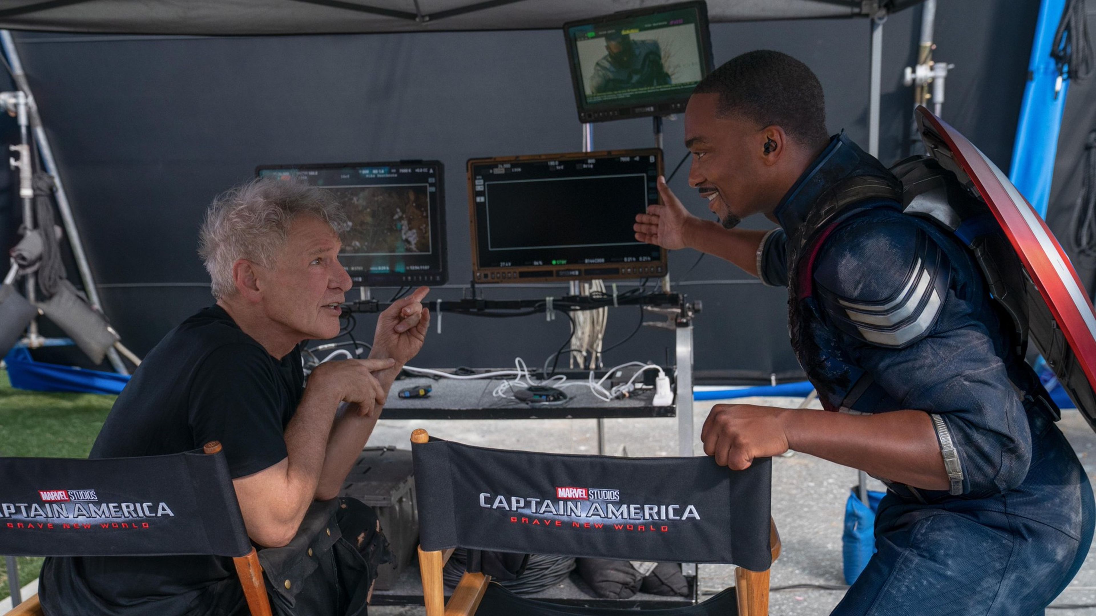 Harrison Ford y Anthony Mackie en el rodaje de Captain America Brave New World