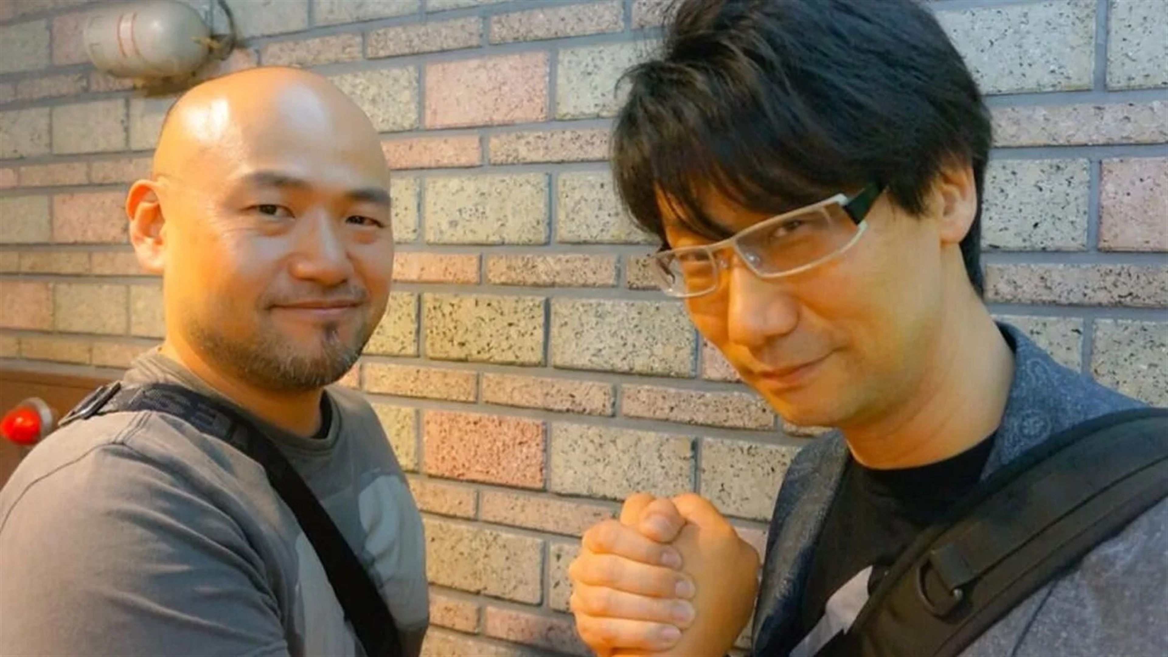Hideki Kamiya y Hideo Kojima