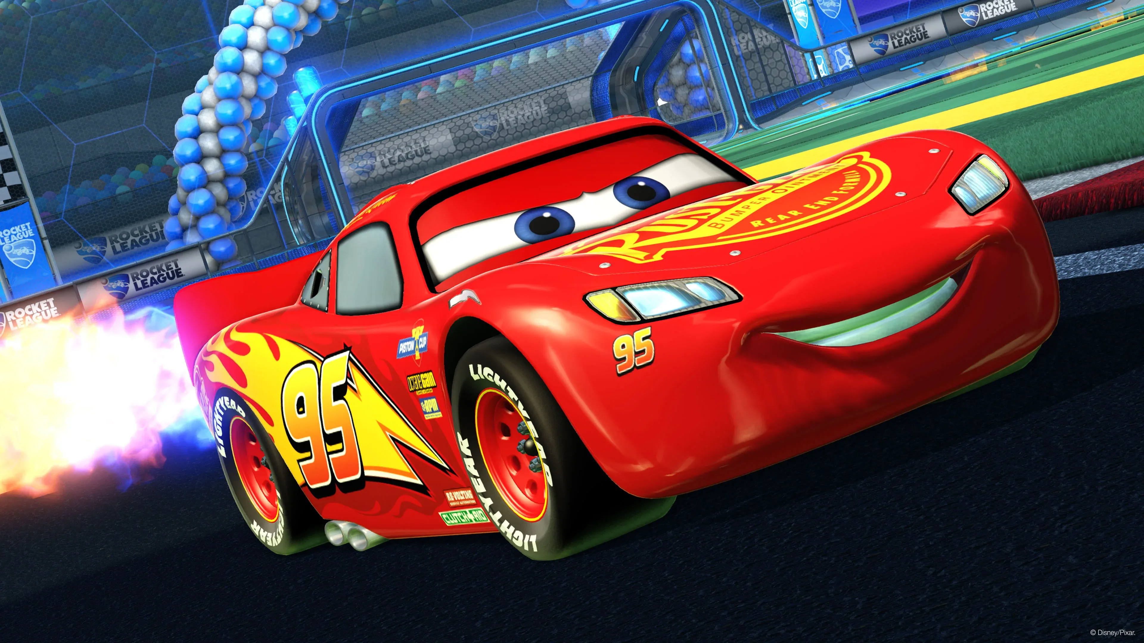 Rayo McQueen se apunta a los partidos de Rocket League en el primer coche  con expresiones dinámicas del juego