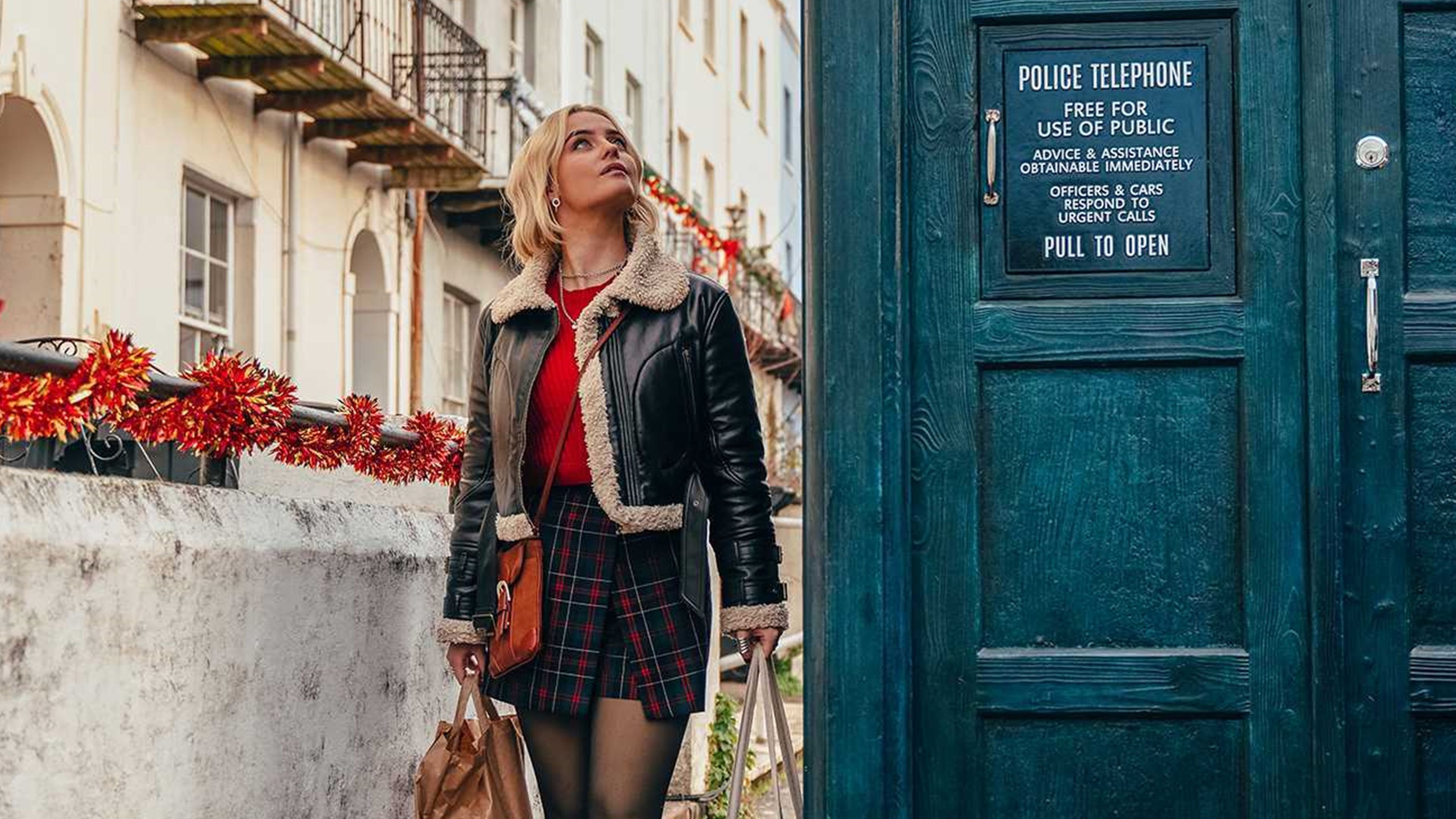 Millie Gibson como Ruby Sunday en Doctor Who (2023)