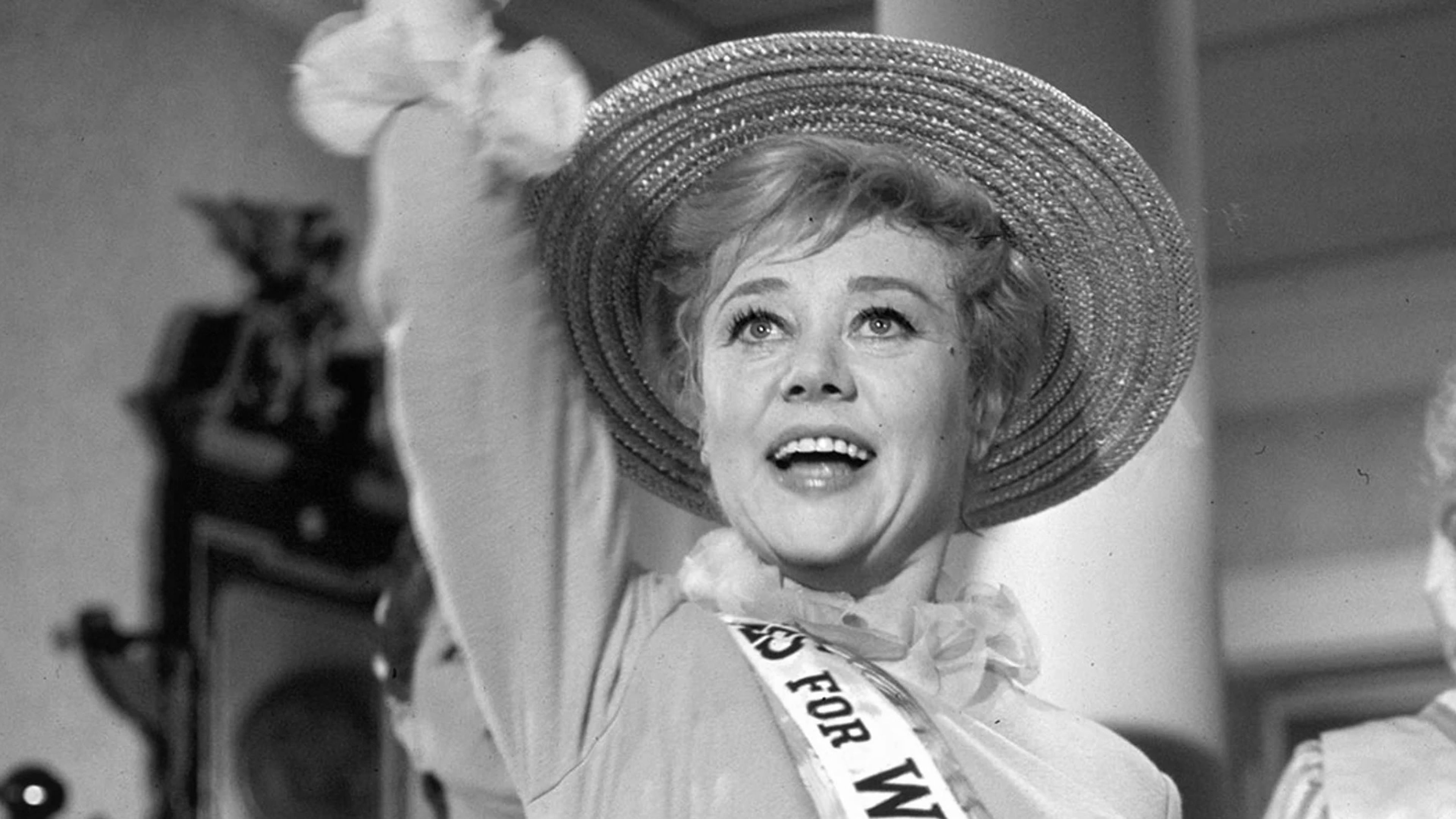 Mary Poppins (1964) - Señora Banks (Glynis Johns)