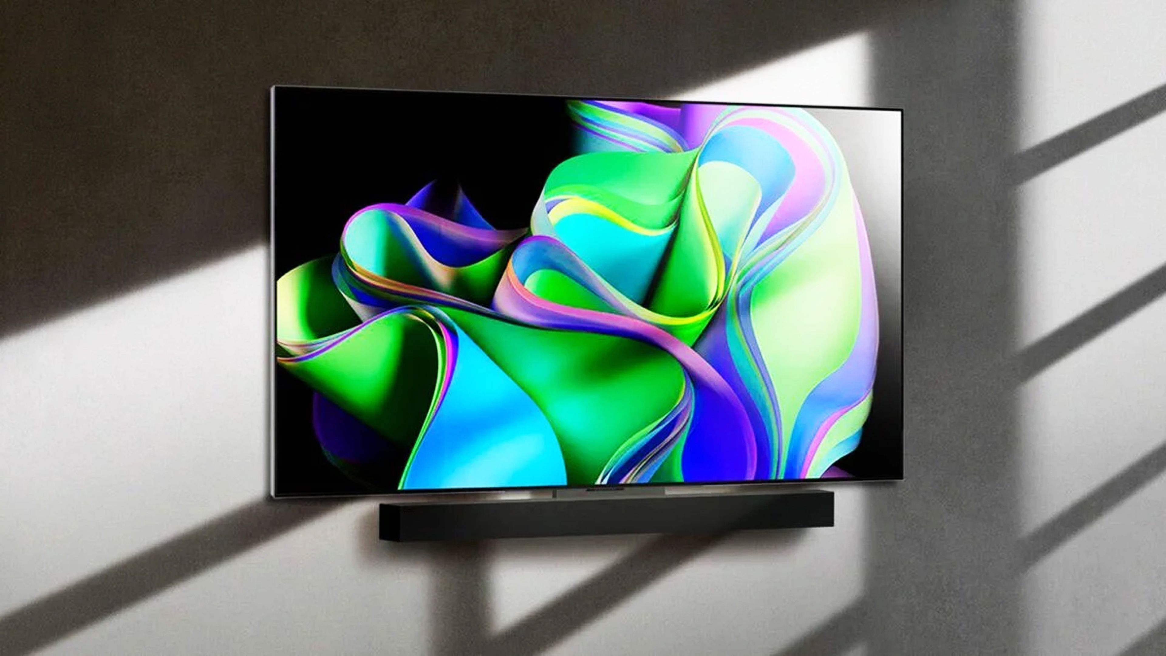 Probamos el nuevo televisor de Sony con pantalla OLED y tasa de refresco a  120 Hz - LA NACION