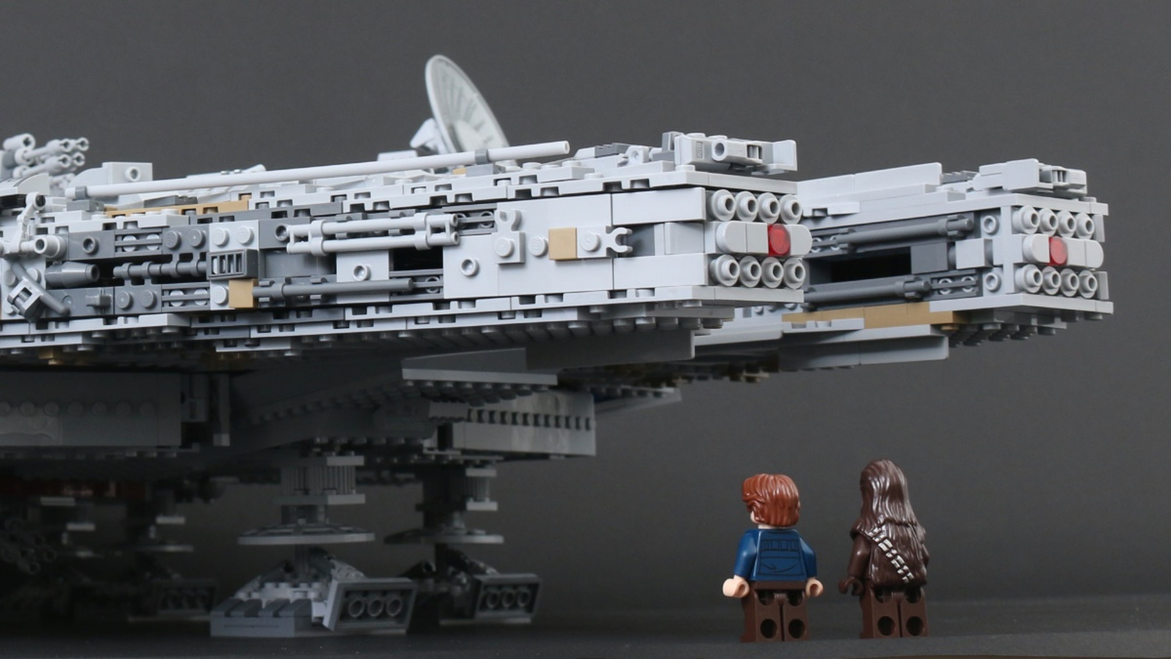 Falcon LEGO