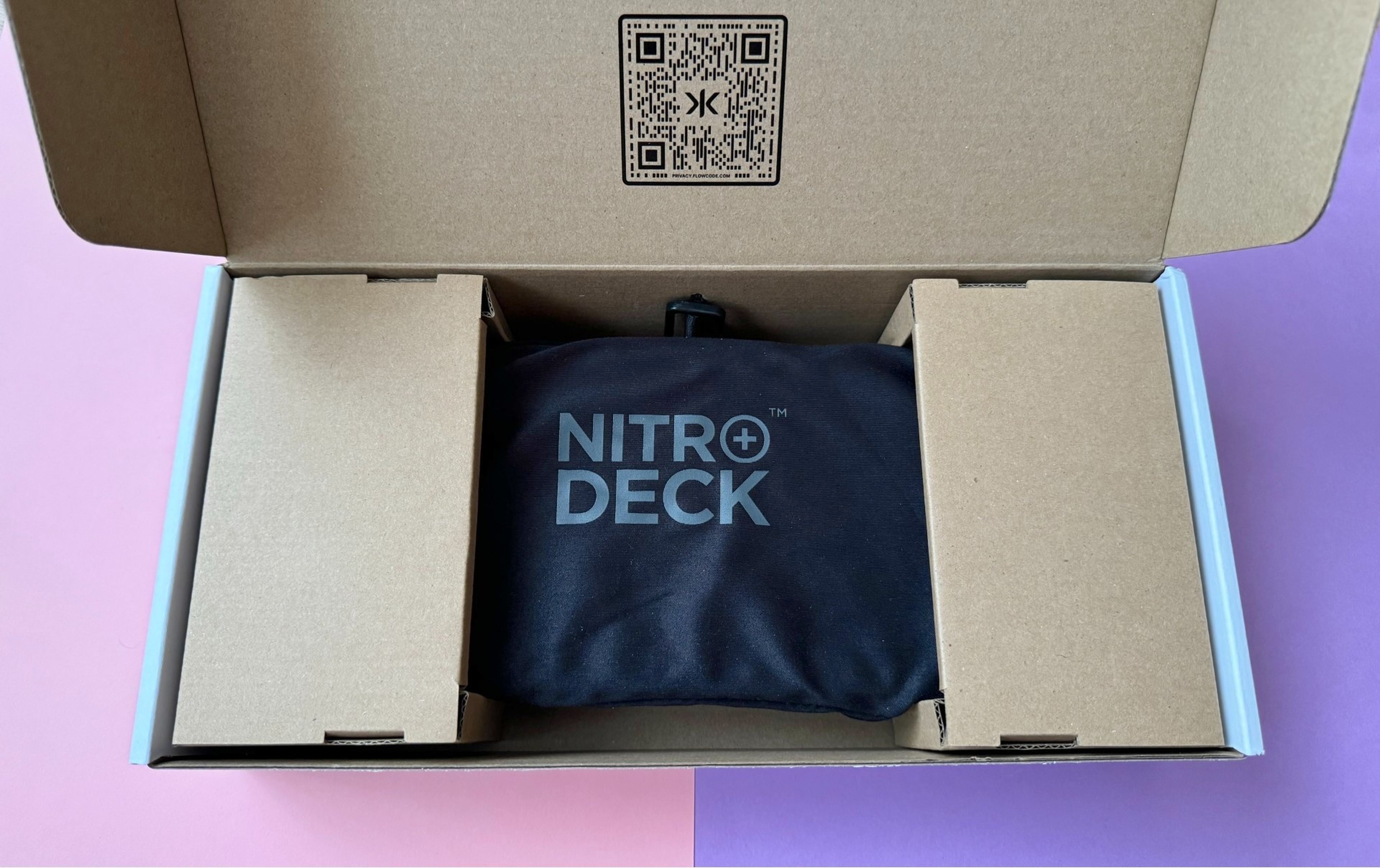 Nitro Deck+ Unboxing - contenidos de la caja