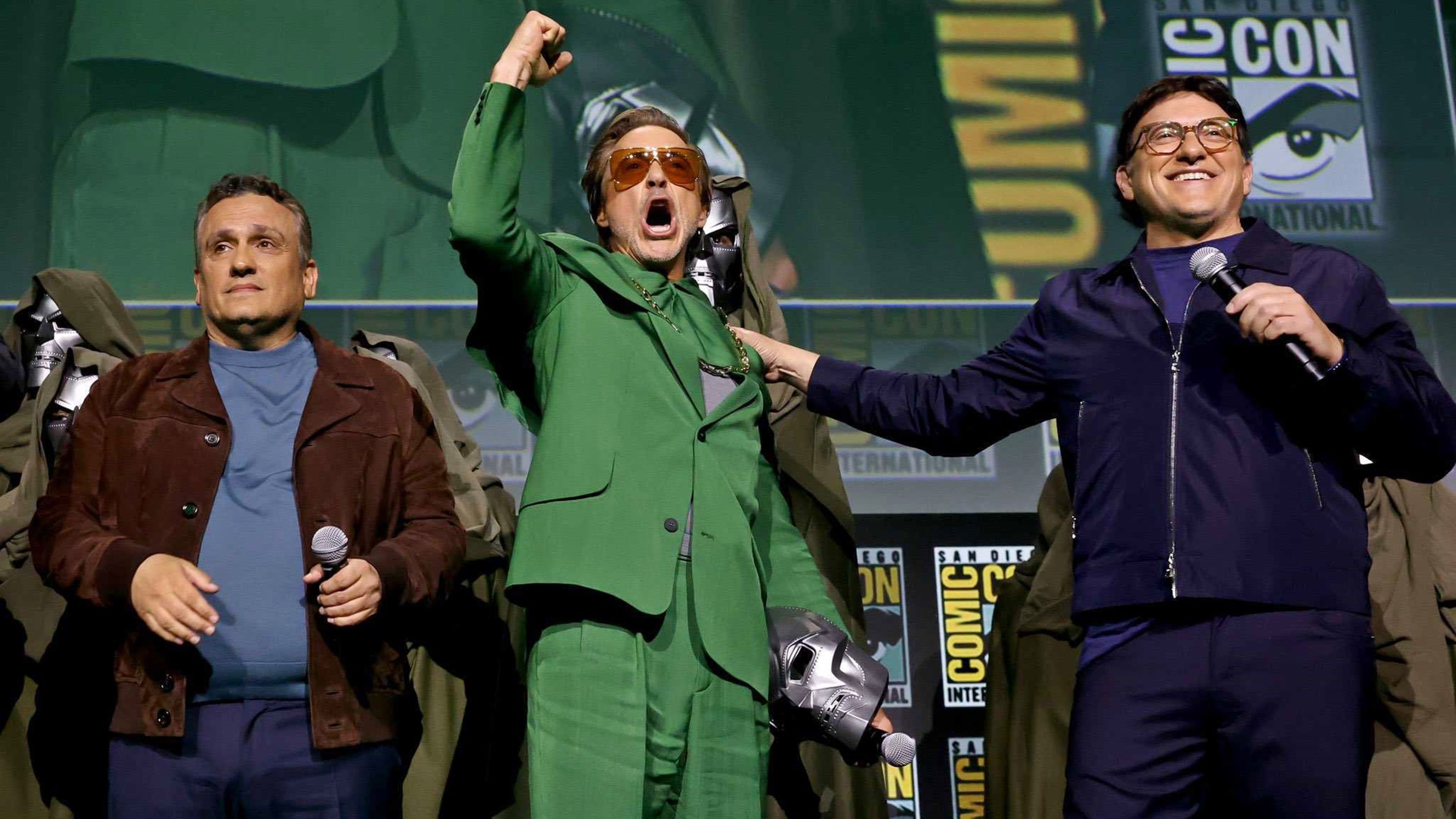 Robert Downey Jr. con los hermanos Russo en la SDCC 2024