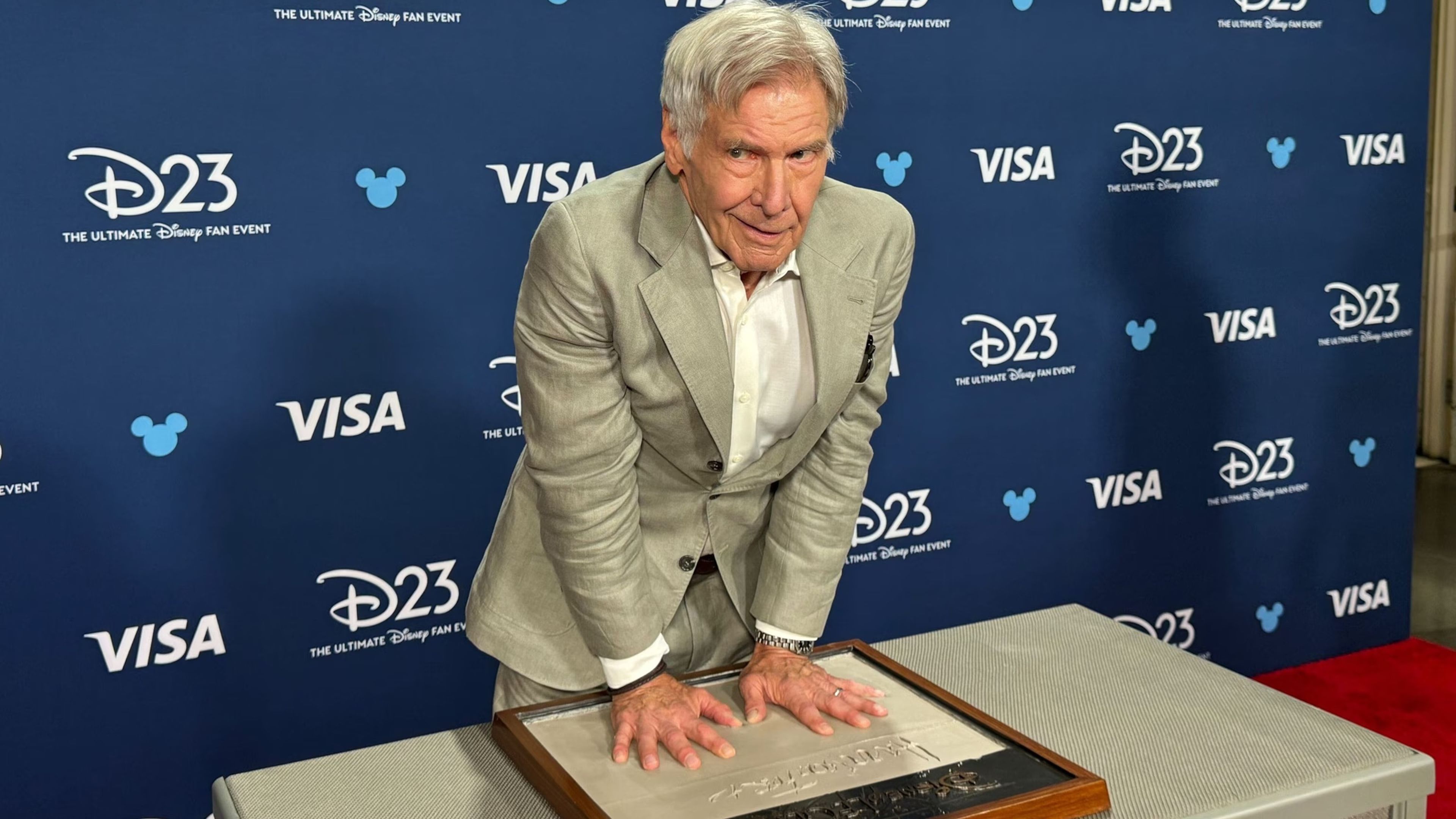 Harrison Ford recibe el premio Disney Legend