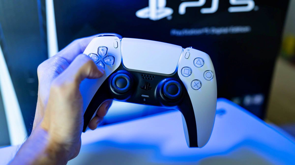 PlayStation ya tiene servicio de alquiler de PS5 a través de PS Direct, aunque por ahora solo disponible en Reino Unido, y desde 13 euros al mes