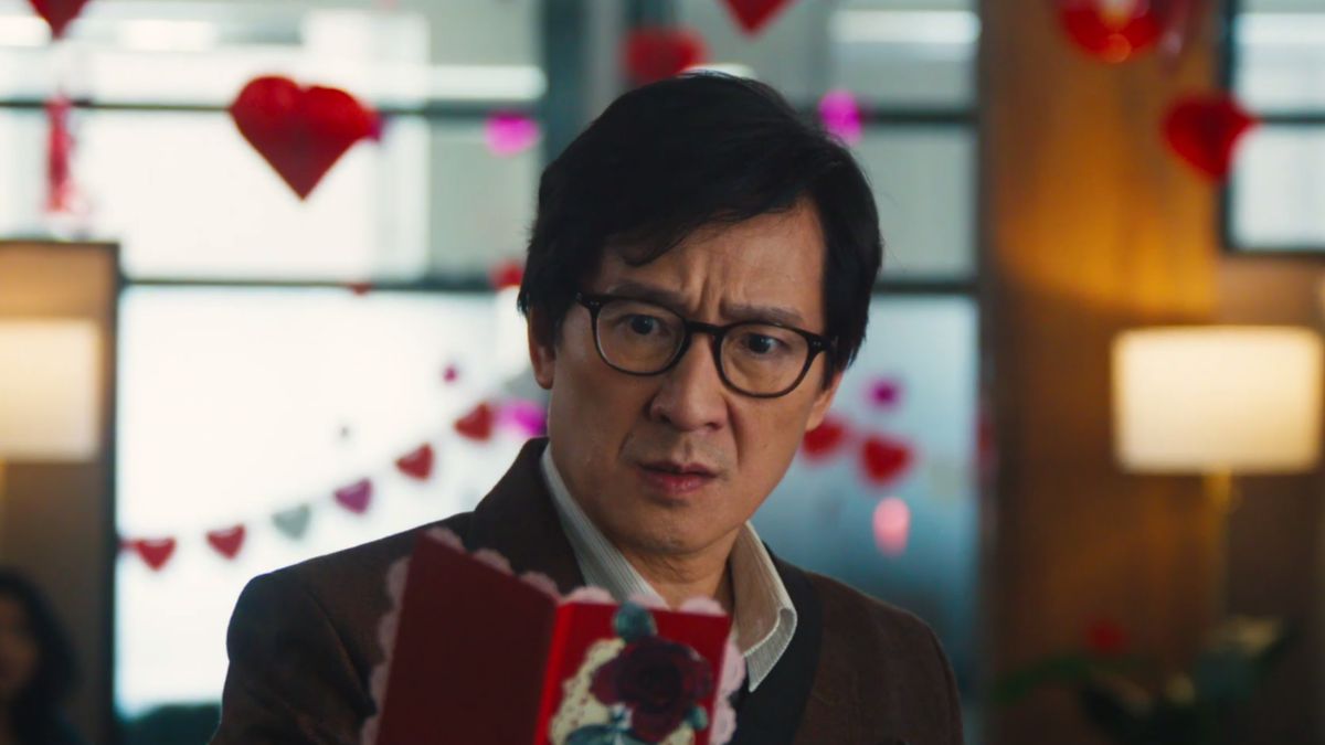 Ke Huy Quan stars in This Love Does Hurt, an action comedy that has just presented its first trailer