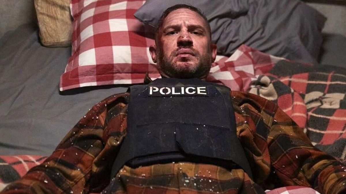 Tom Hardy está listo para la acción en la primera imagen de Havoc, lo ...