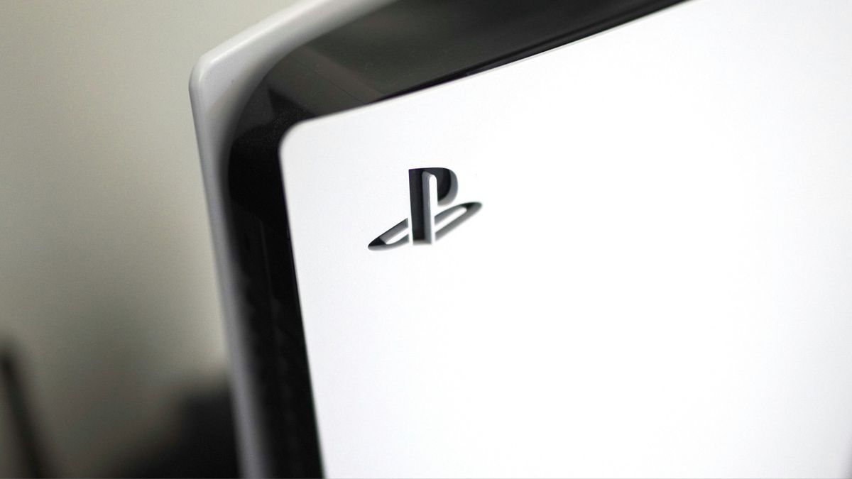 PS5 se actualiza a la versión 25.02-11.00.00 con importantes mejoras en las tarjetas de actividad, emojis o controles parentales